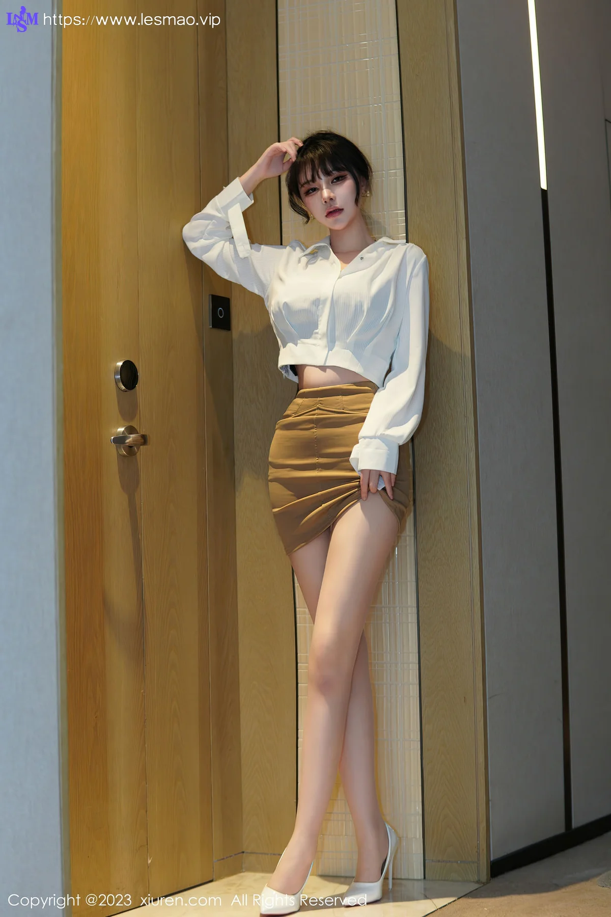 XiuRen 秀人 No.6111 桃桃子_ 新人蕾丝内衣性感写真 - 17