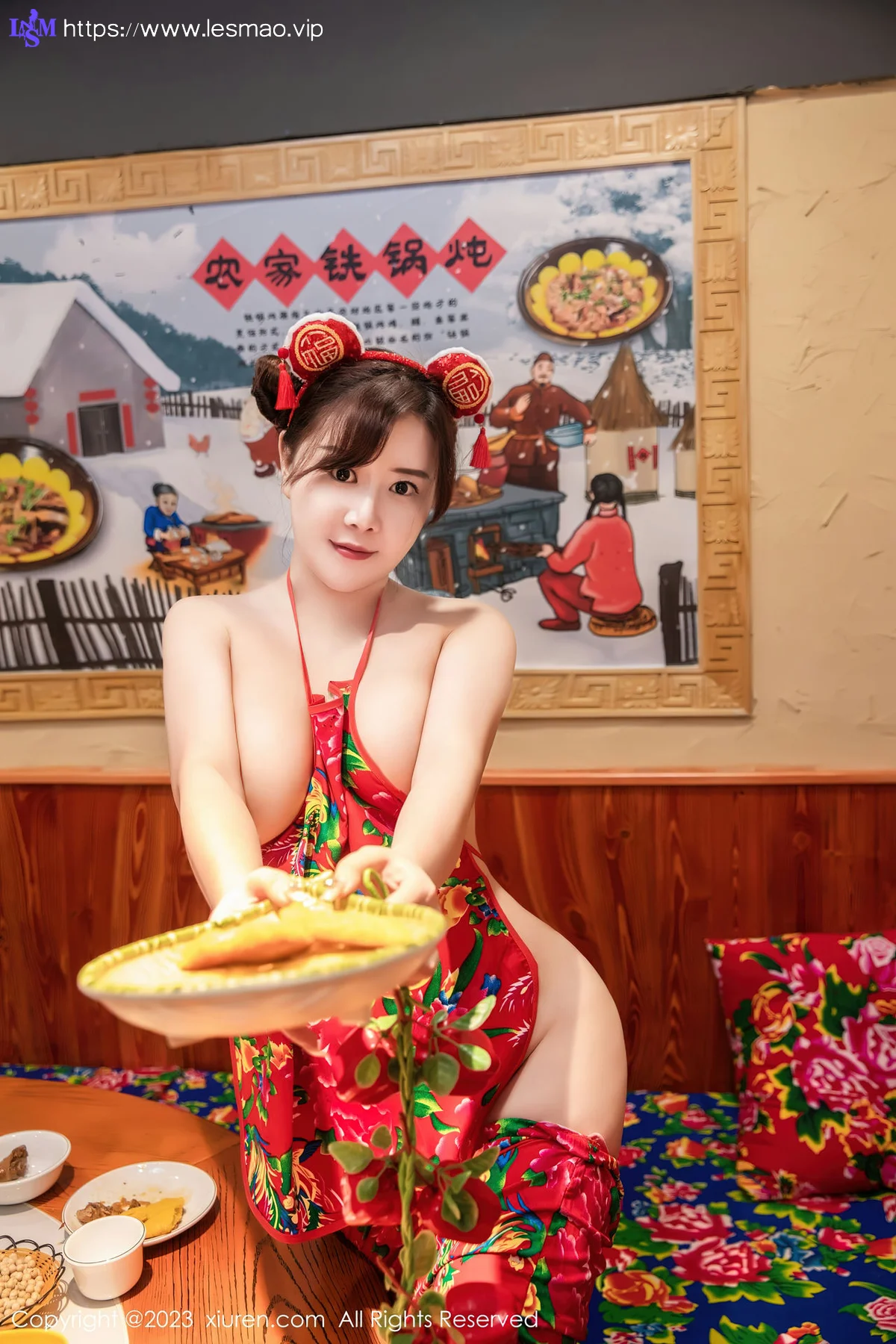 XiuRen 秀人 No.6121 王婉悠Queen 东北大花布布兜写真 - 16