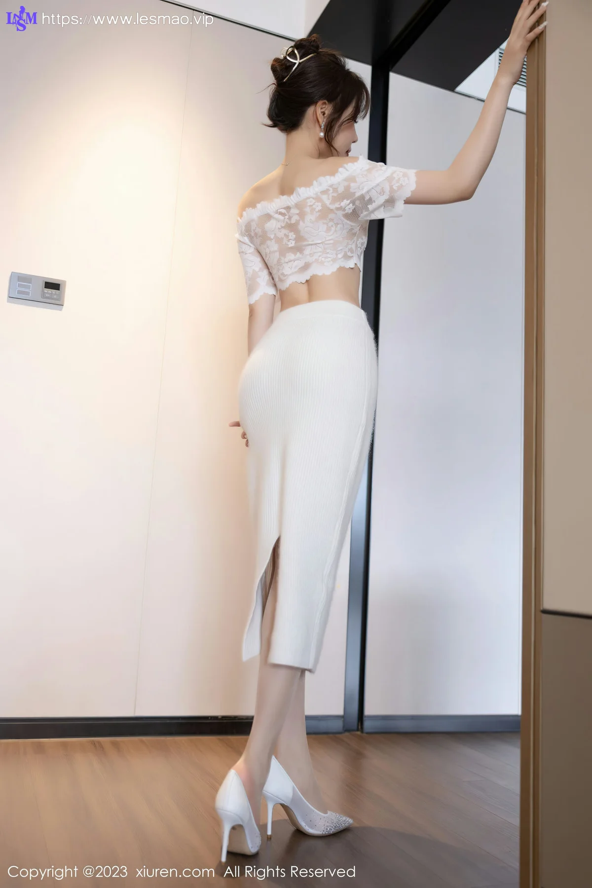 XiuRen 秀人 No.6132 徐莉芝Booty 白色蕾丝内衣性感写真 - 26