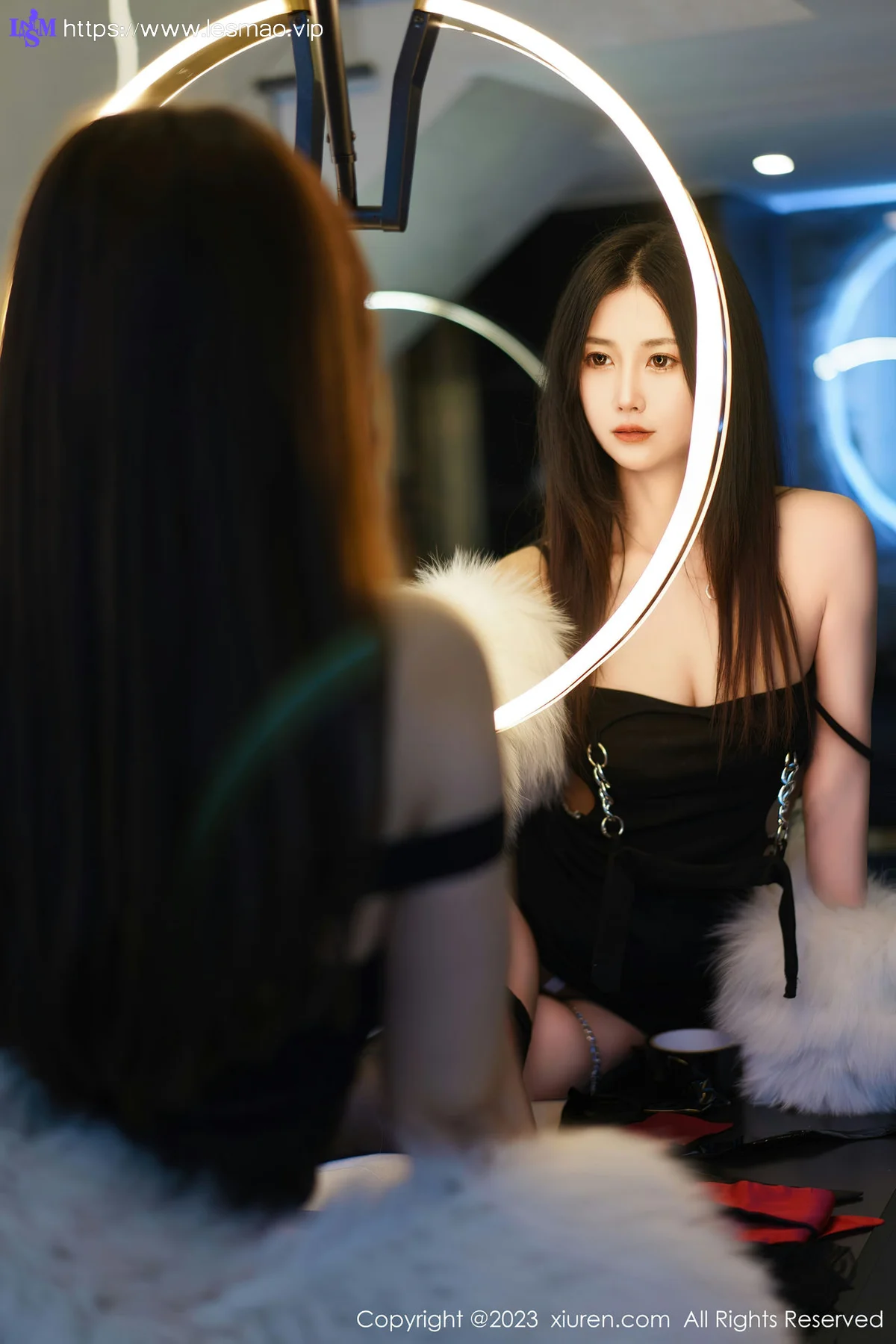 XiuRen 秀人 No.6162 两位女神模特合集写真laura阿姣双峰对决 - 11
