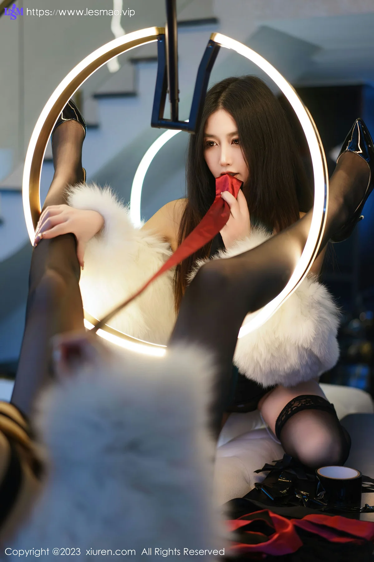 XiuRen 秀人 No.6162 两位女神模特合集写真laura阿姣双峰对决 - 14