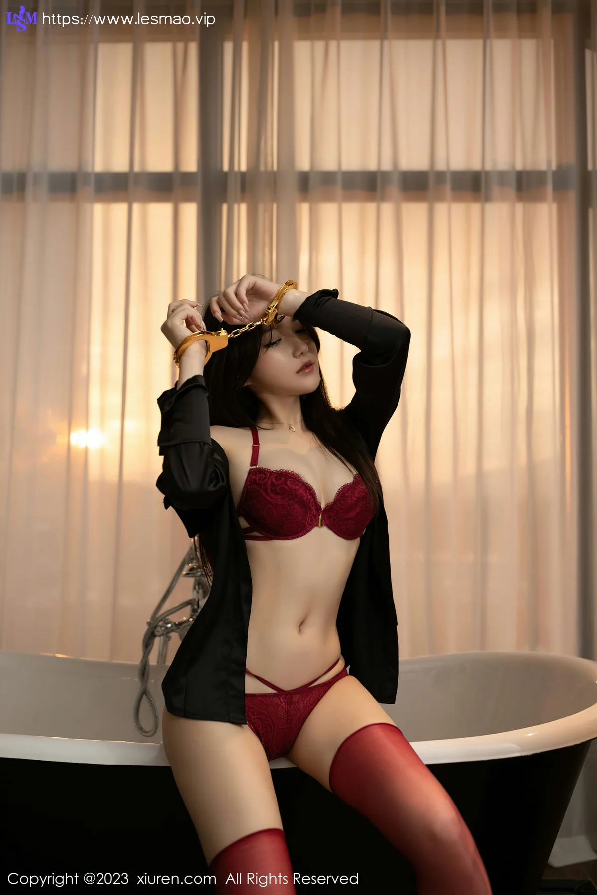 XiuRen 秀人 No.6172 鱼子酱Fish 诱惑女神三亚旅拍写真 - 50