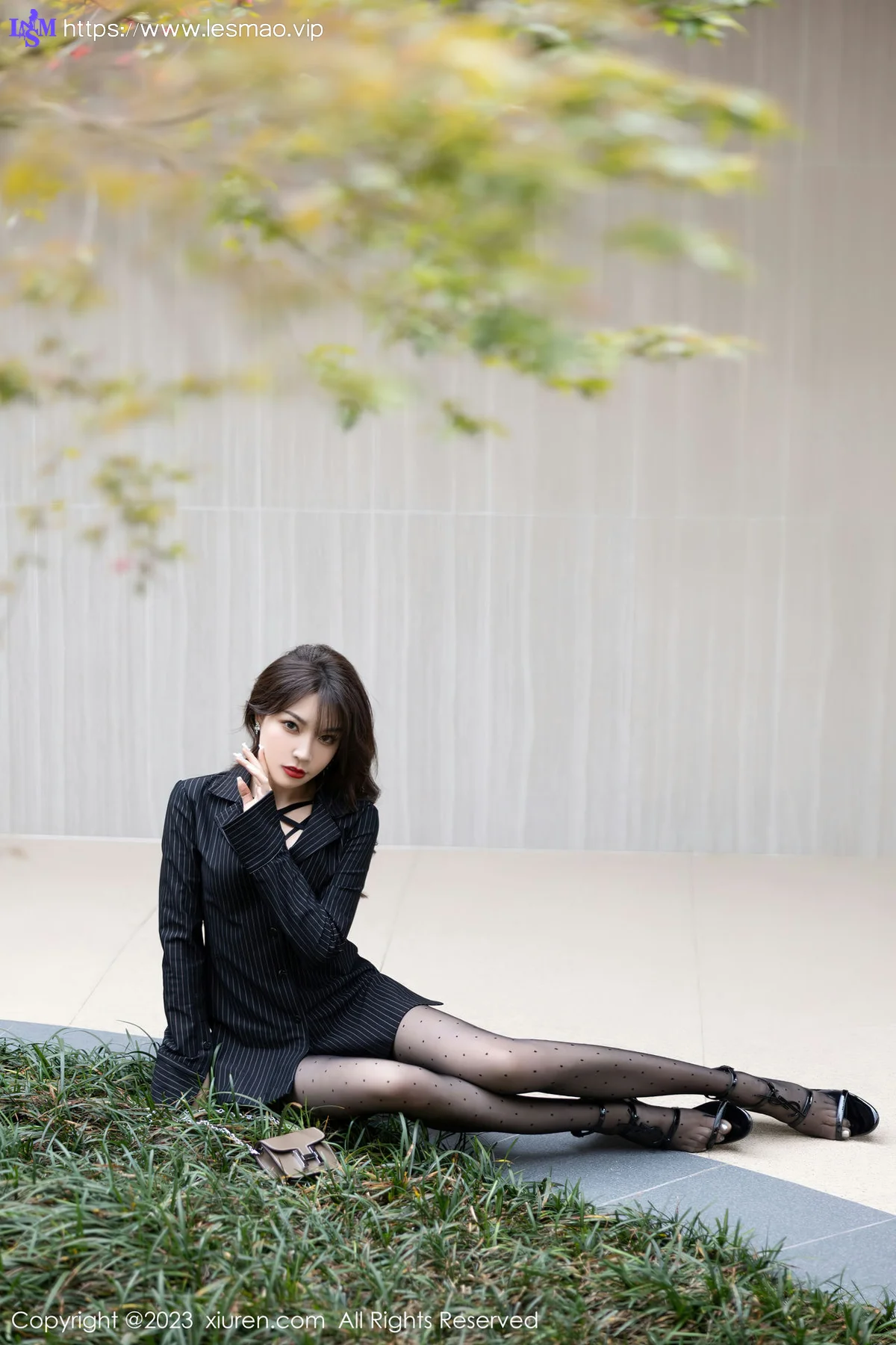 XiuRen 秀人 No.6191 徐莉芝Booty 黑色条纹性感写真 - 5