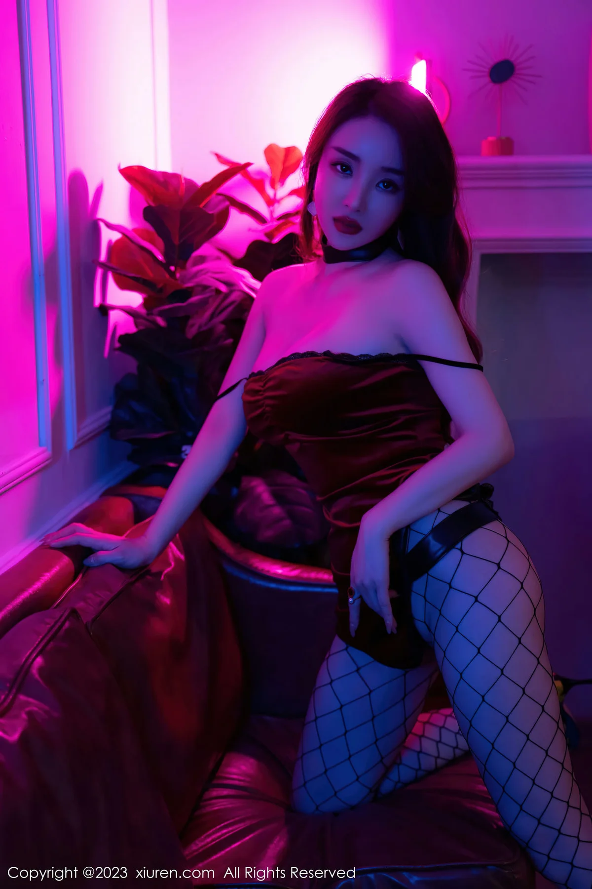 XiuRen 秀人 No.6192 林珊珊 红色吊带短裙美乳翘臀 - 31