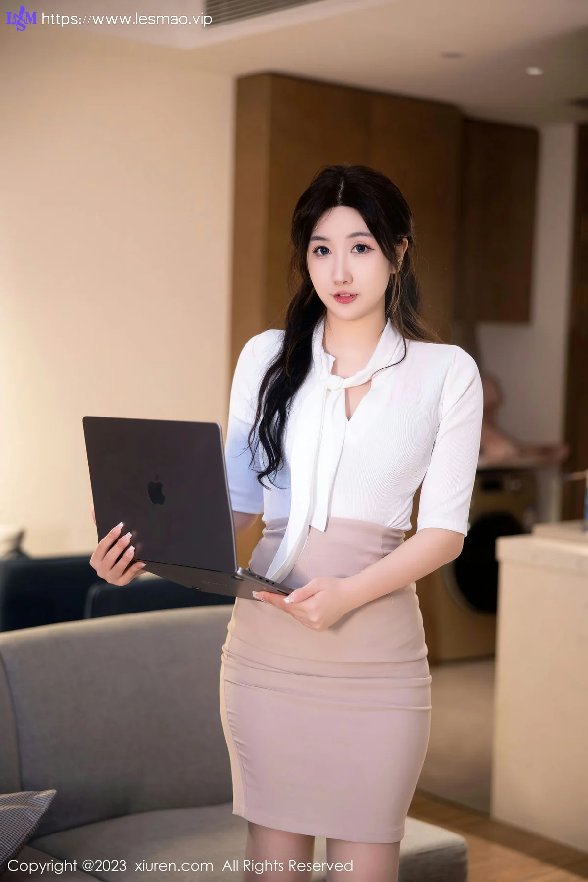 XiuRen 秀人 No.6207 江真真 白色Ol职业服写真 - 21