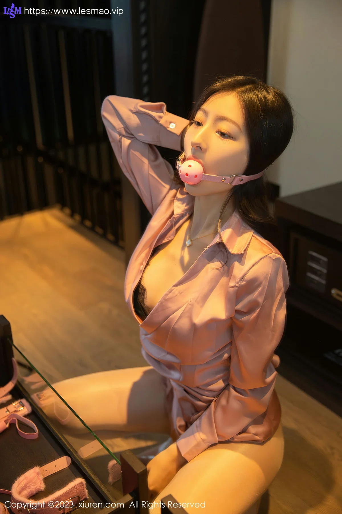 XiuRen 秀人 No.6211 熊小诺 暗绿色蕾丝诱人原色丝袜性感写真 - 26