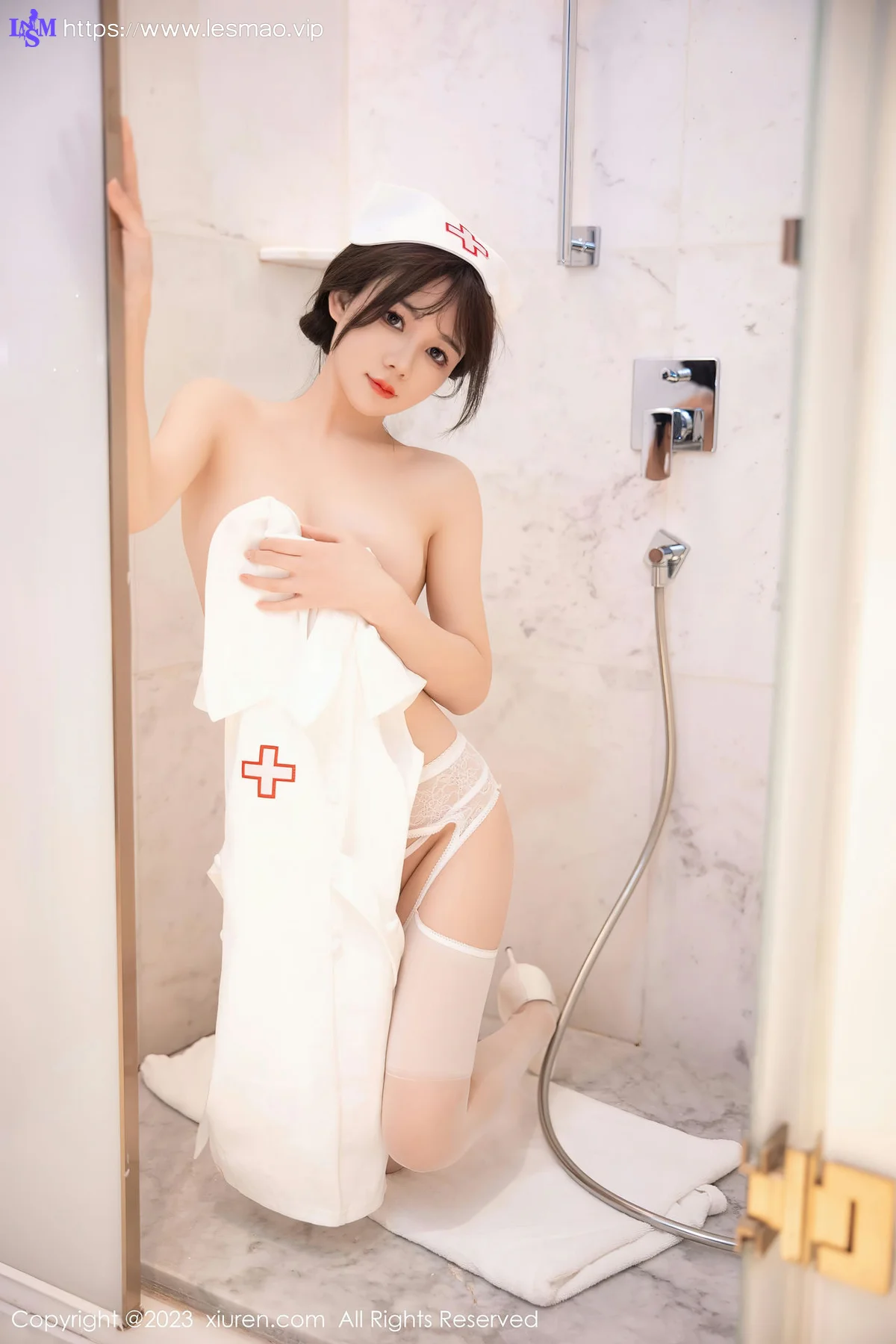 XiuRen 秀人 No.6221 婠婠么 白色情趣护士性感写真 - 71