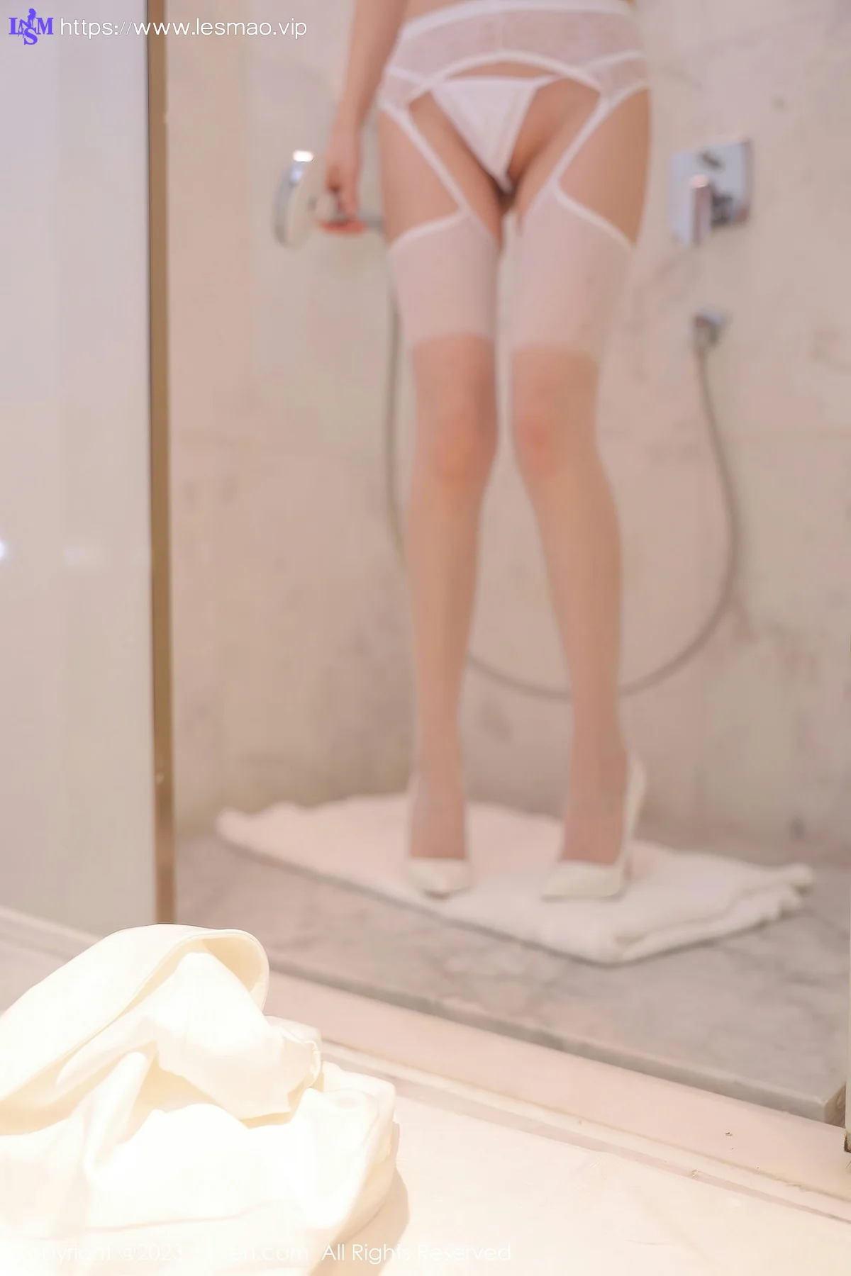 XiuRen 秀人 No.6221 婠婠么 白色情趣护士性感写真 - 76