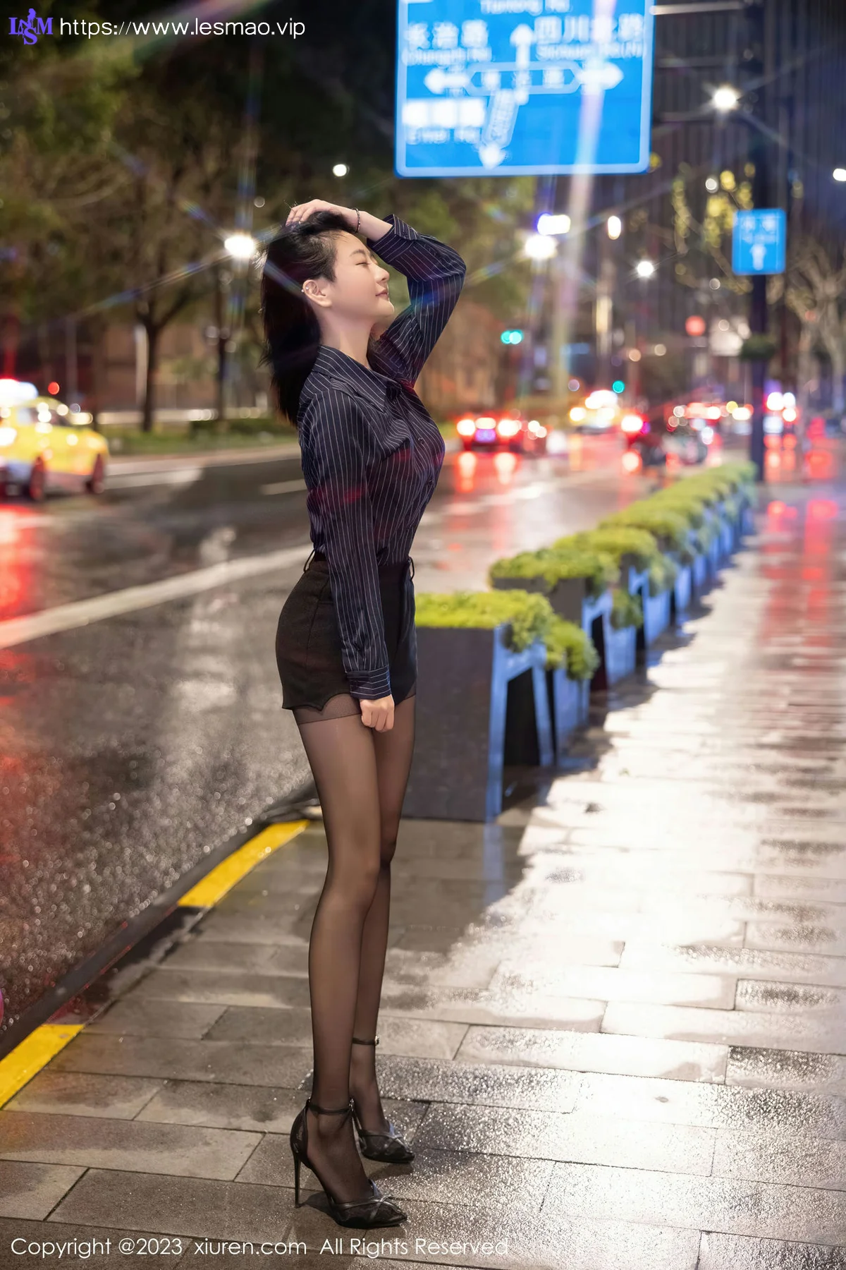 XiuRen 秀人 No.6246 谢小蒽 萝莉OL装扮第二套写真 - 51