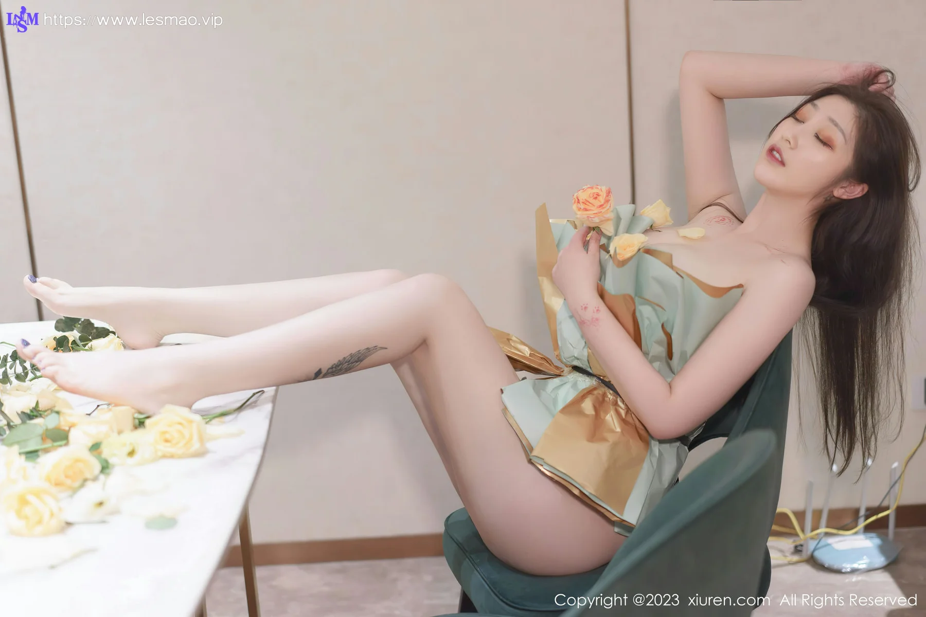 XiuRen 秀人 No.6249 妲己_Toxic 雪峰美臀性感写真 - 67