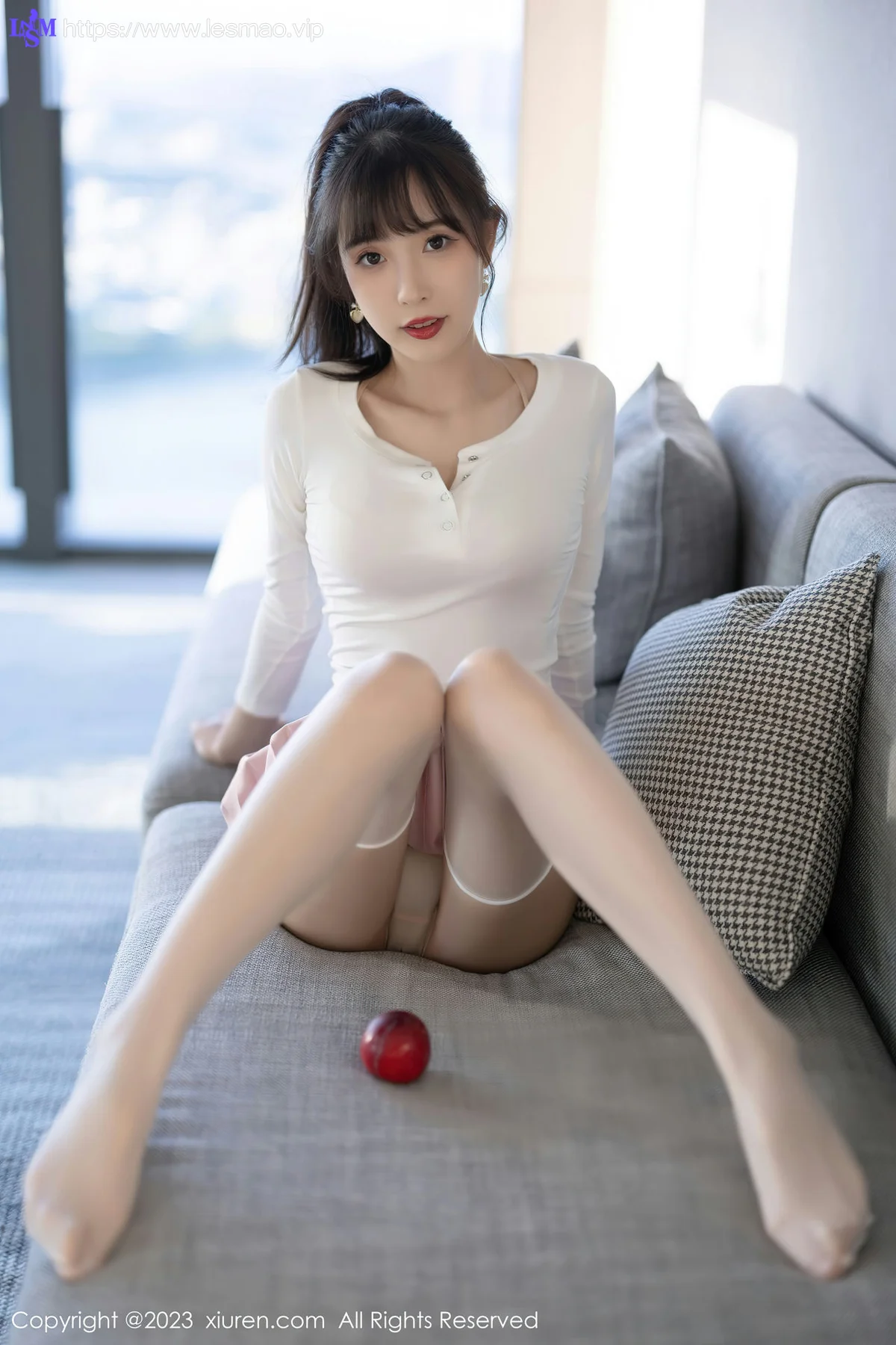XiuRen 秀人 No.6263 林星阑 诱人白色丝袜海南旅拍 - 17
