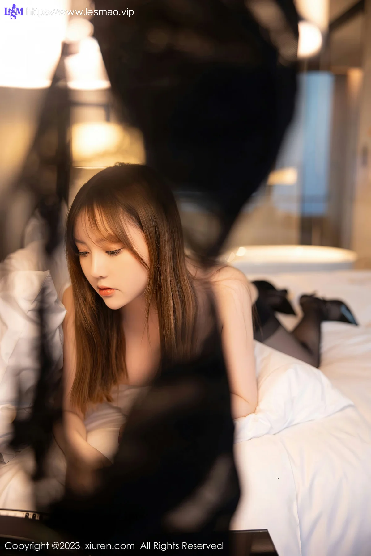XiuRen 秀人 No.6269 豆瓣酱 灰色短裙性感写真 - 78