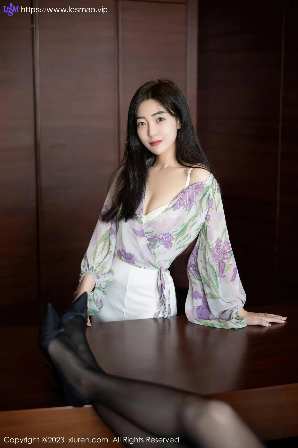 XiuRen 秀人 No.6279 星子柒kiki 白色短裙首套写真 - 14