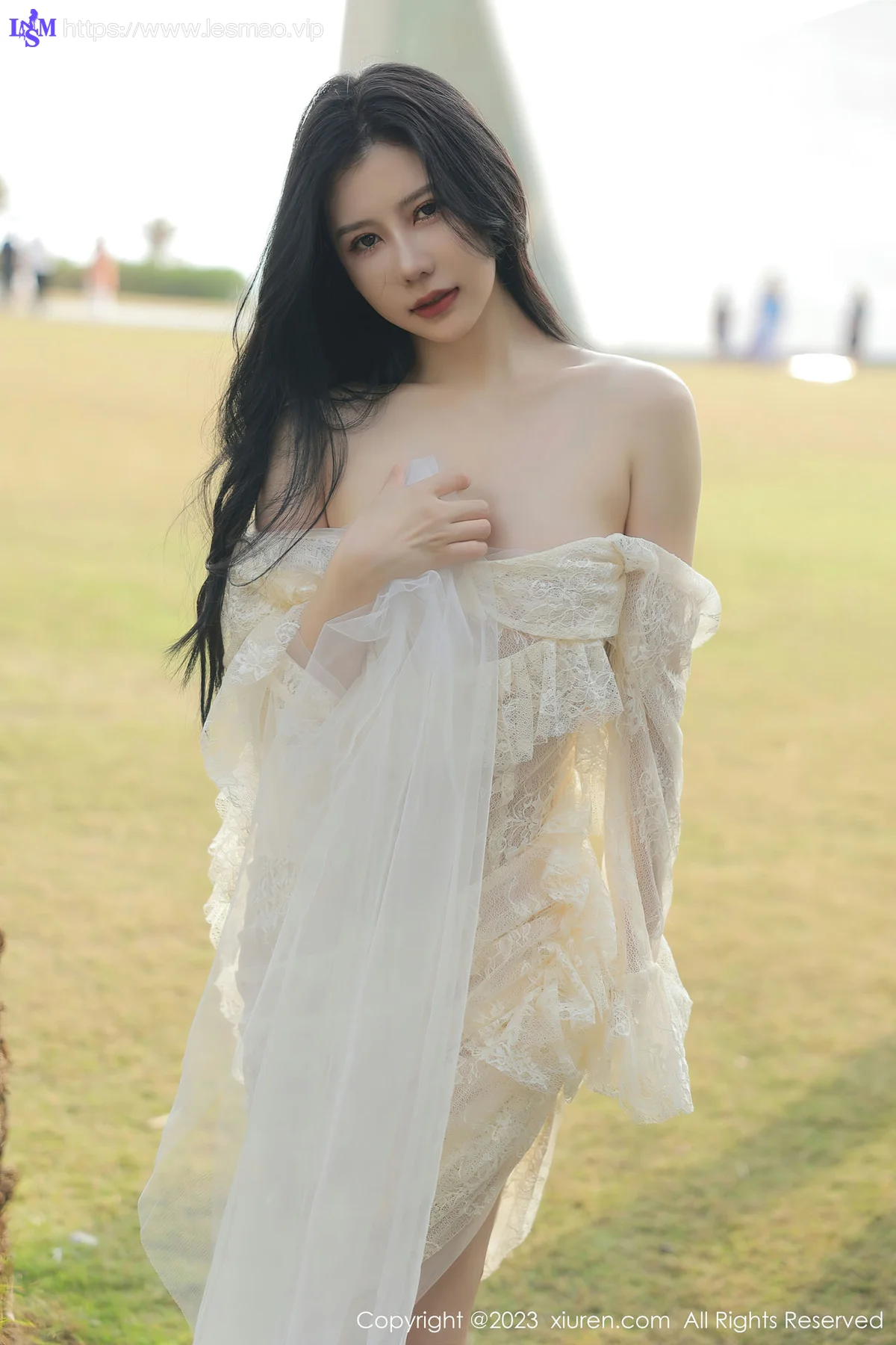 XiuRen 秀人 No.6303 尹甜甜 白色蕾丝婚纱海南旅拍 - 32
