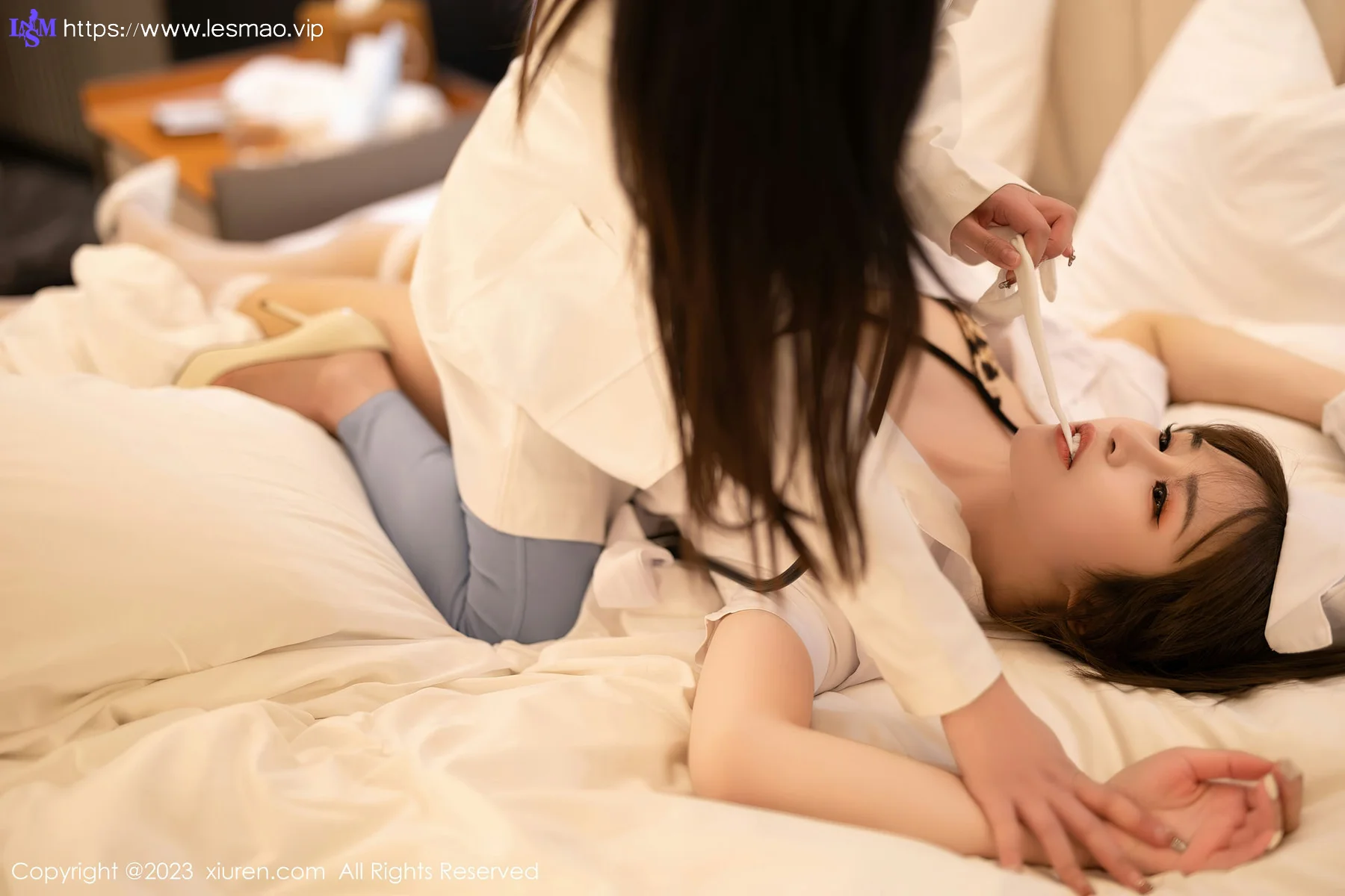 XiuRen 秀人 No.6312 icy猪和laura阿姣 模特合集性感写真2 - 26