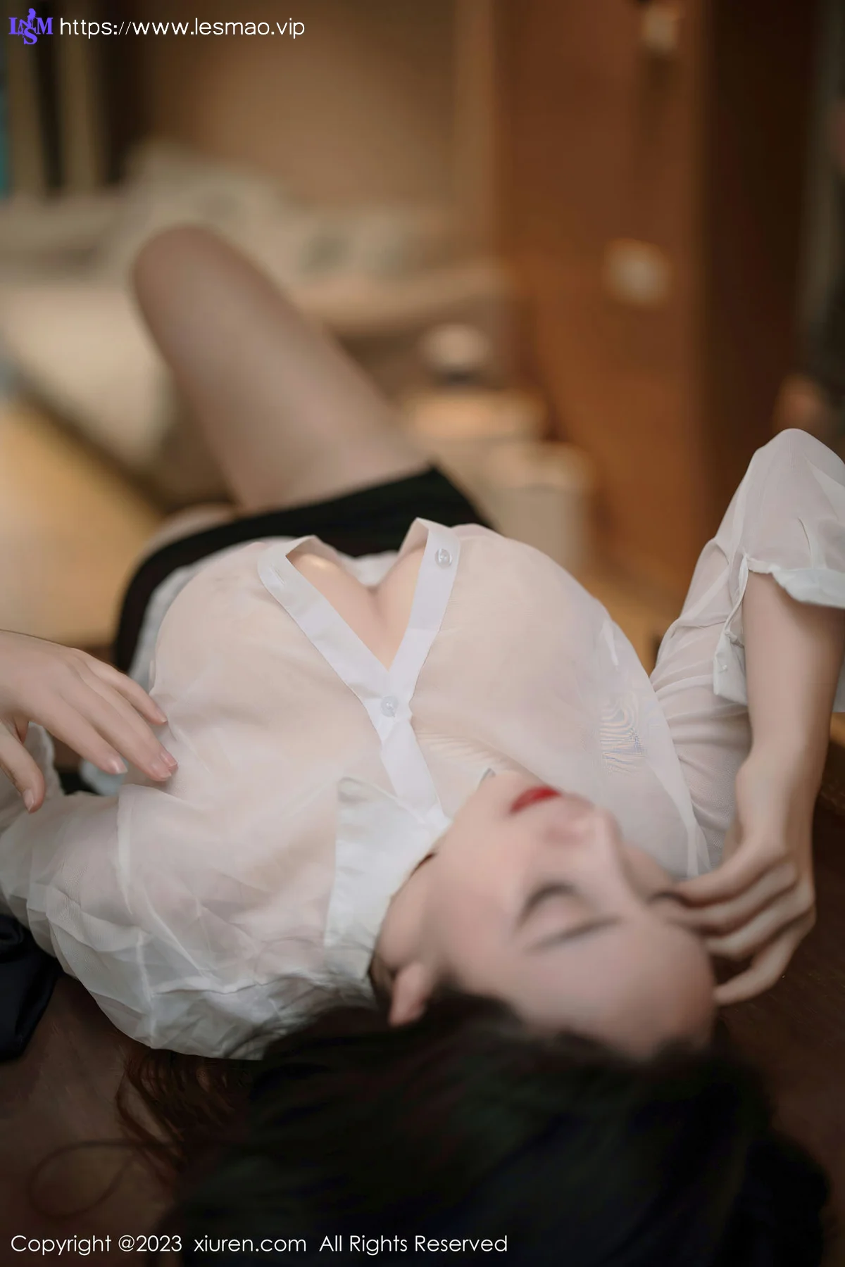 XiuRen 秀人 No.6341 娇喘JC 丰腴美臀性感写真3 - 38