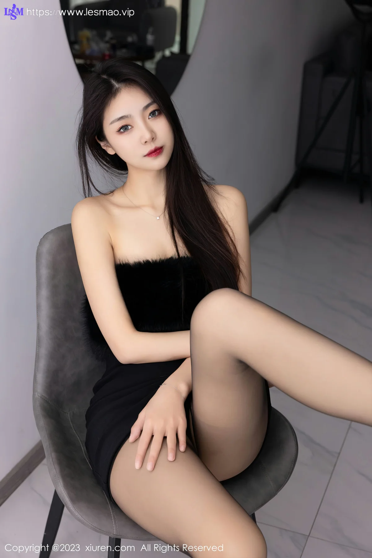 XiuRen 秀人 No.6344 可樂Vicky 白色情趣护士服写真 - 11