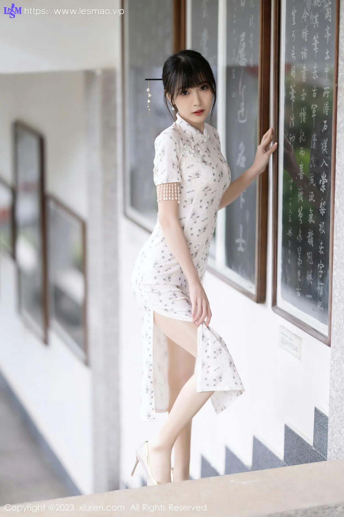 XiuRen 秀人 No.6346 林星阑 浅色短款旗袍写真1 - 12