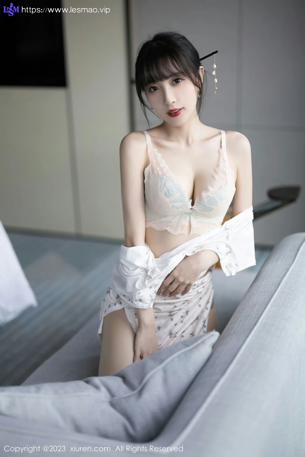XiuRen 秀人 No.6346 林星阑 浅色短款旗袍写真1 - 37