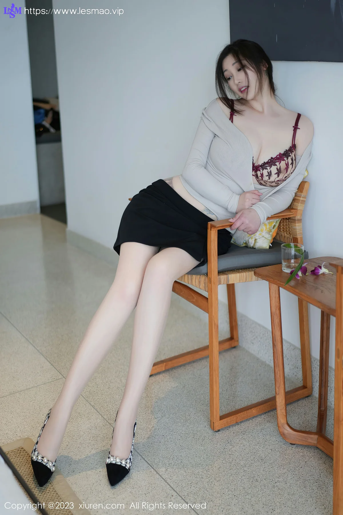 XiuRen 秀人 No.6351 妲己_Toxic 雪峰美臀泰国旅拍33 - 18