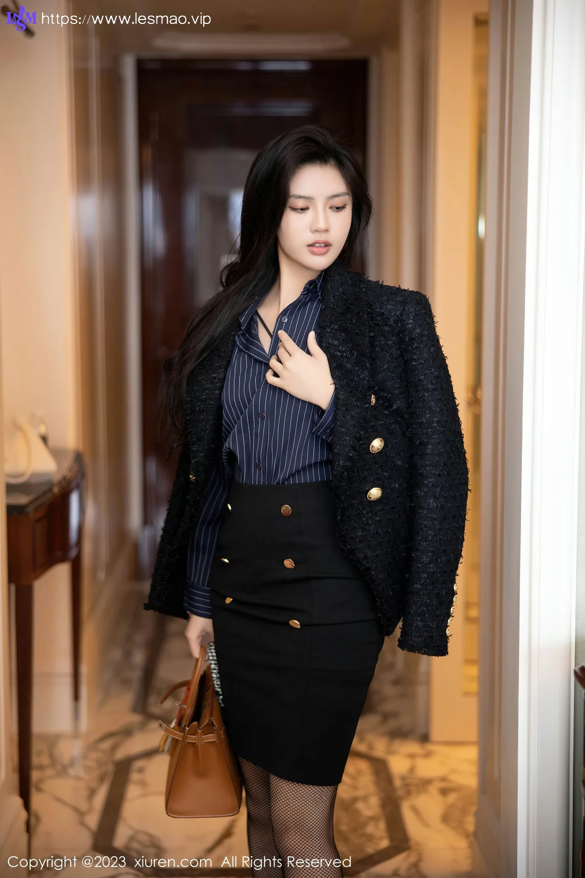 XiuRen 秀人 No.6391 浅浅Danny 深蓝色制服性感写真3 - 15