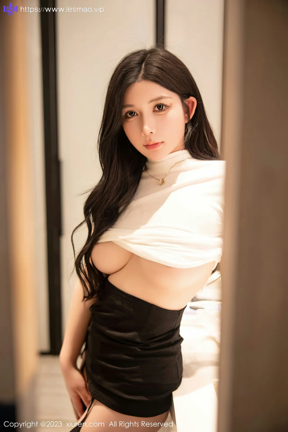 XiuRen 秀人 No.6394 林珊珊 魅惑黑丝吊袜性感写真11 - 46