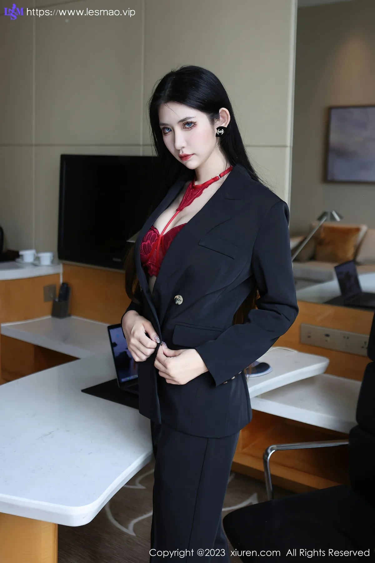 XiuRen 秀人 No.6402 依娜Yina 首套写真红色蕾丝内衣22 - 18