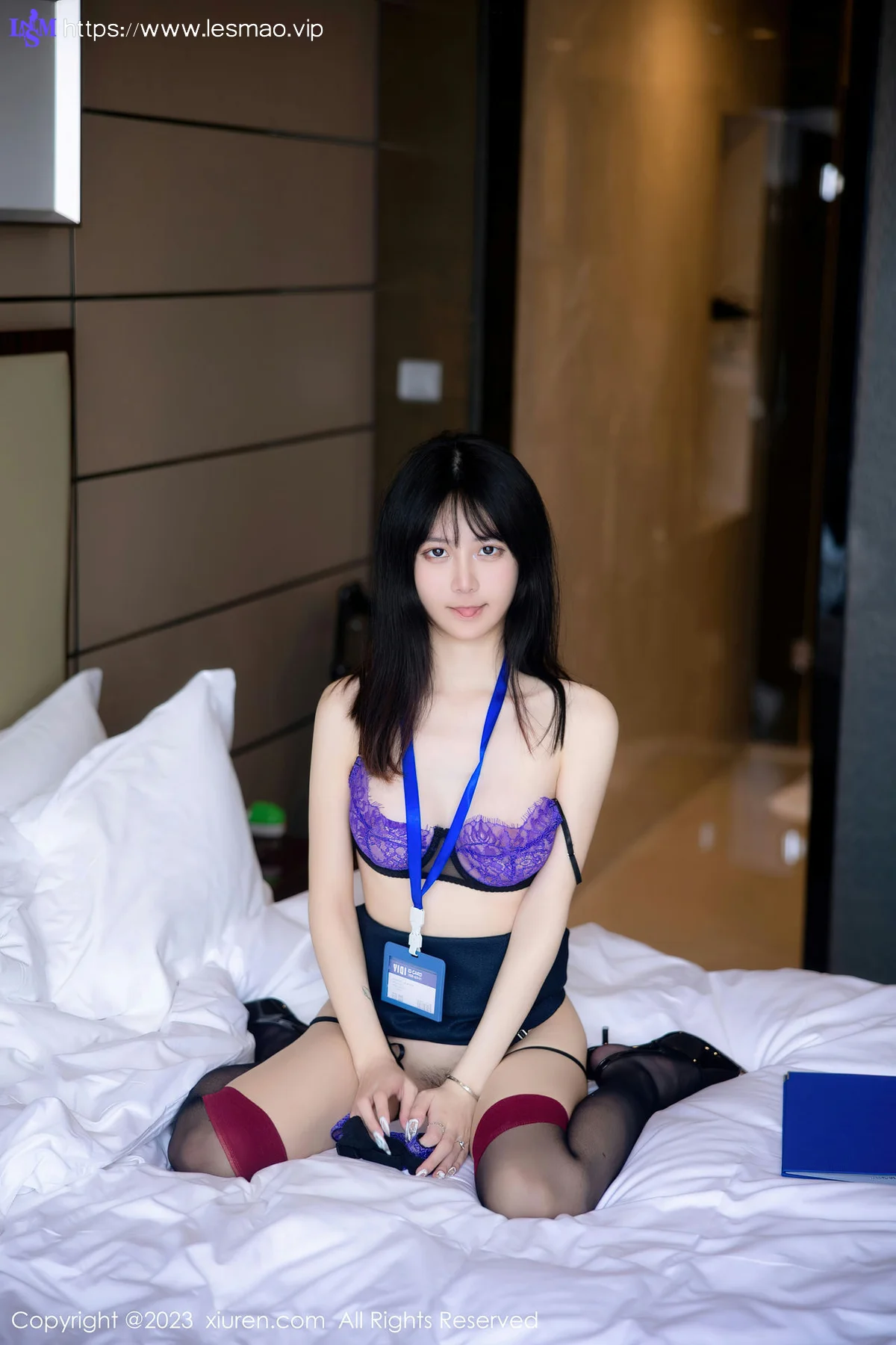 XiuRen 秀人 No.6407 谢小蒽 性感OL装扮性感写真1 - 81