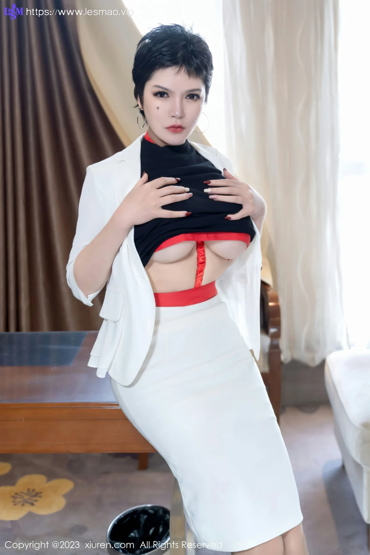 XiuRen 秀人 No.6415 伊丽莎有点白 E罩杯的重口味姑娘写真 - 18