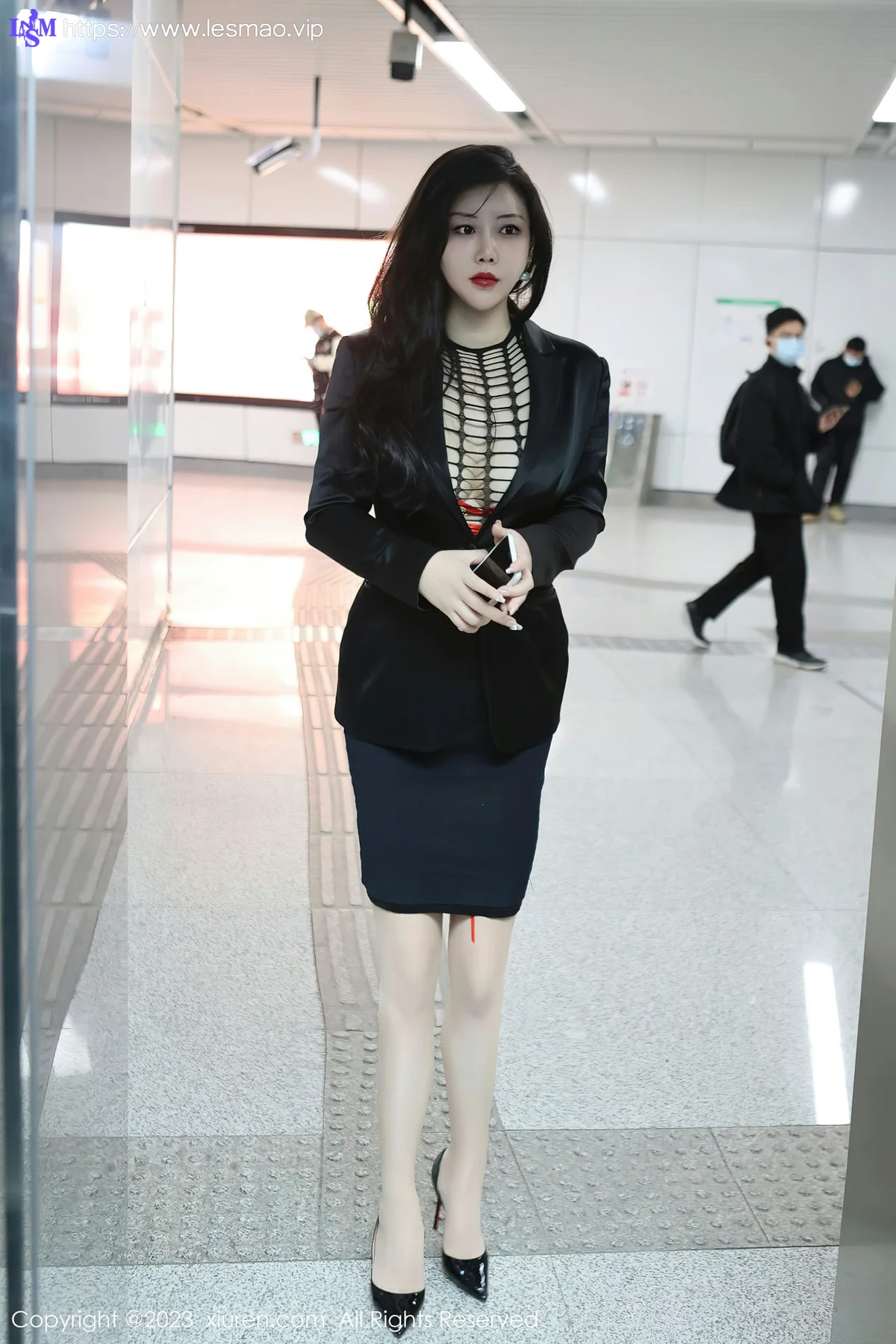 XiuRen 秀人 No.6421 王婉悠Queen 浅黑色OL性感写真1 - 30