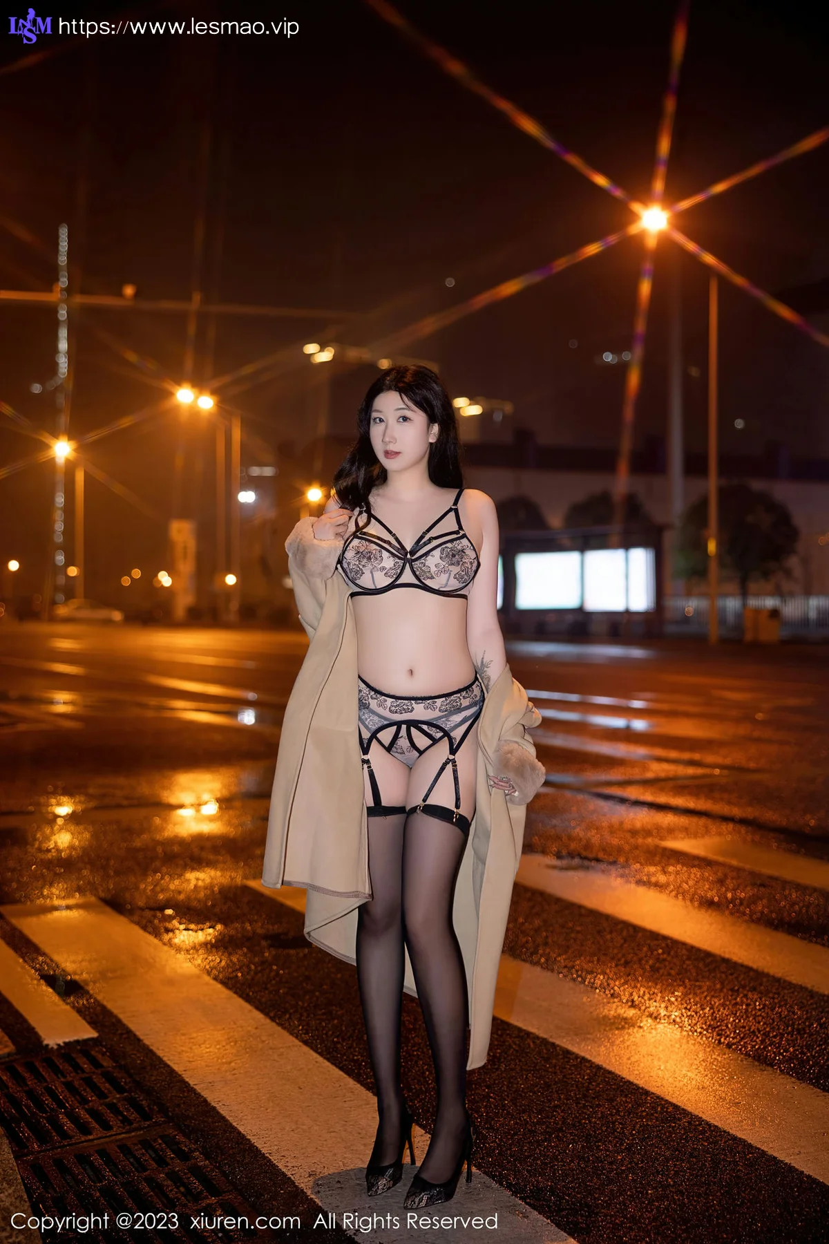 XiuRen 秀人 No.6424 江真真 街拍魅惑黑丝性感写真1 - 31