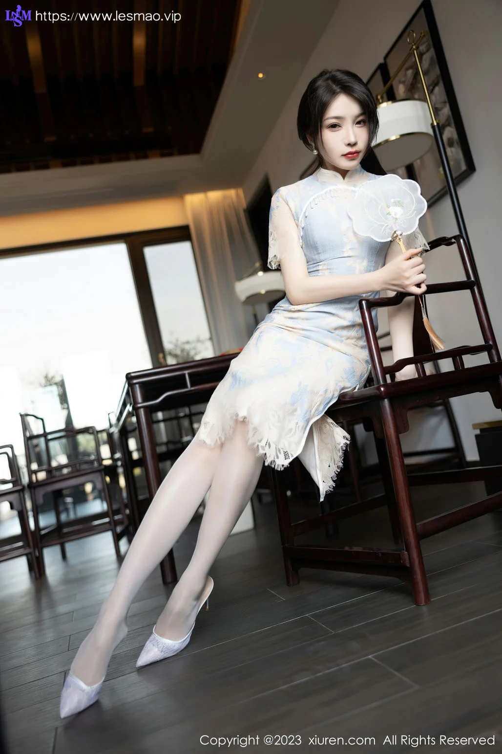 XiuRen 秀人 No.6434 徐莉芝Booty 浅色旗袍服饰海南岛旅拍1 - 25