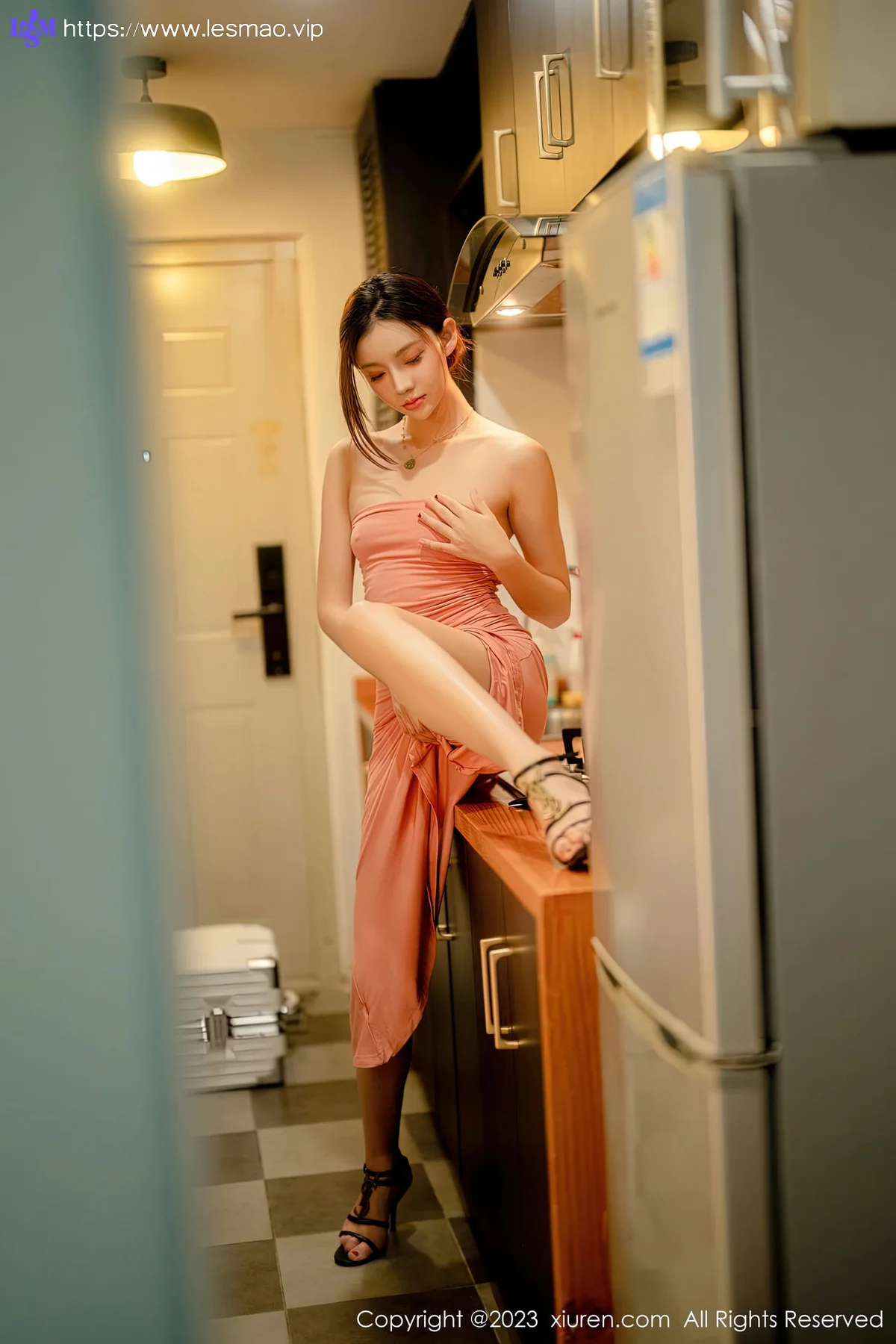 XiuRen 秀人 No.6437 加朵babe 露肩连衣长裙写真3 - 26
