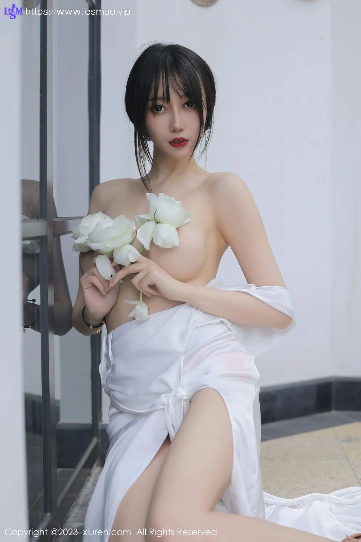 XiuRen 秀人 No.6466 玥儿玥er 白色长礼裙二月万宁旅拍 - 45