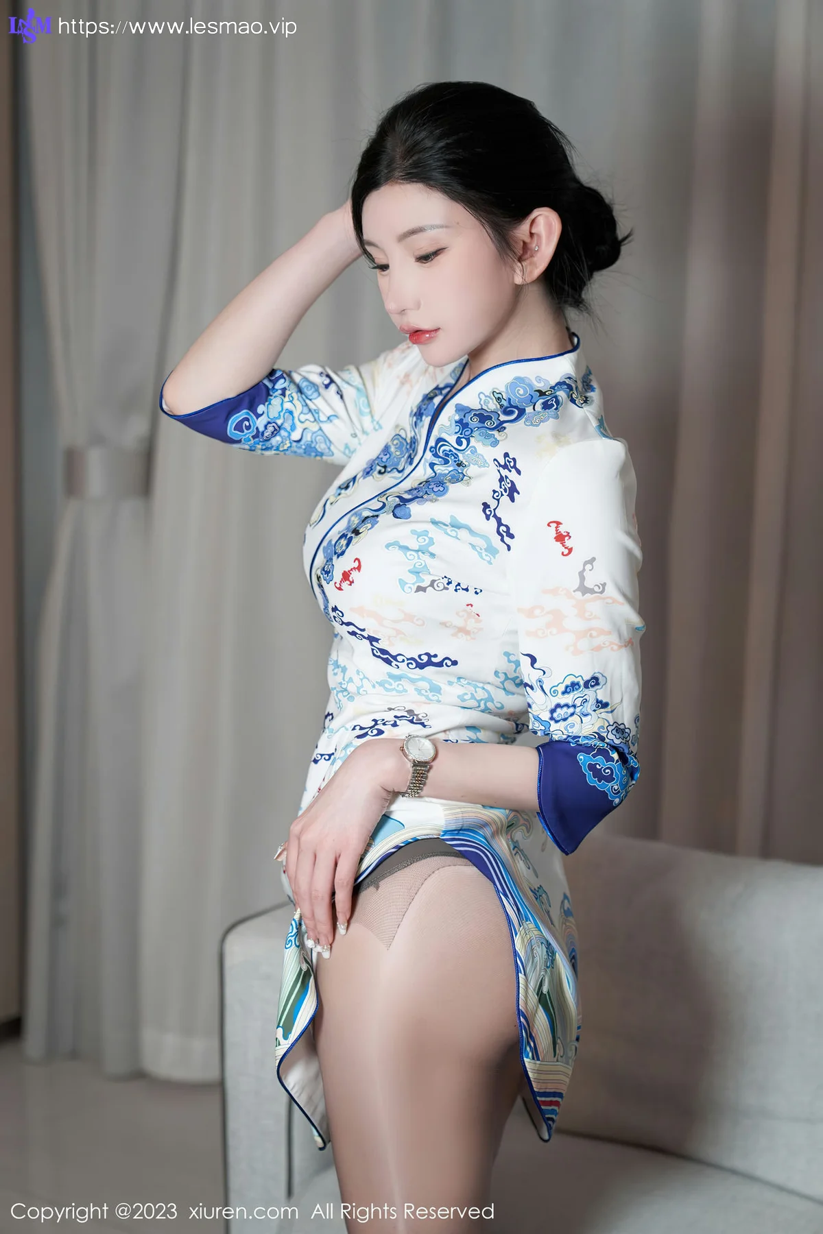 XiuRen 秀人 No.6473 周于希 亮丝美腿 - 34