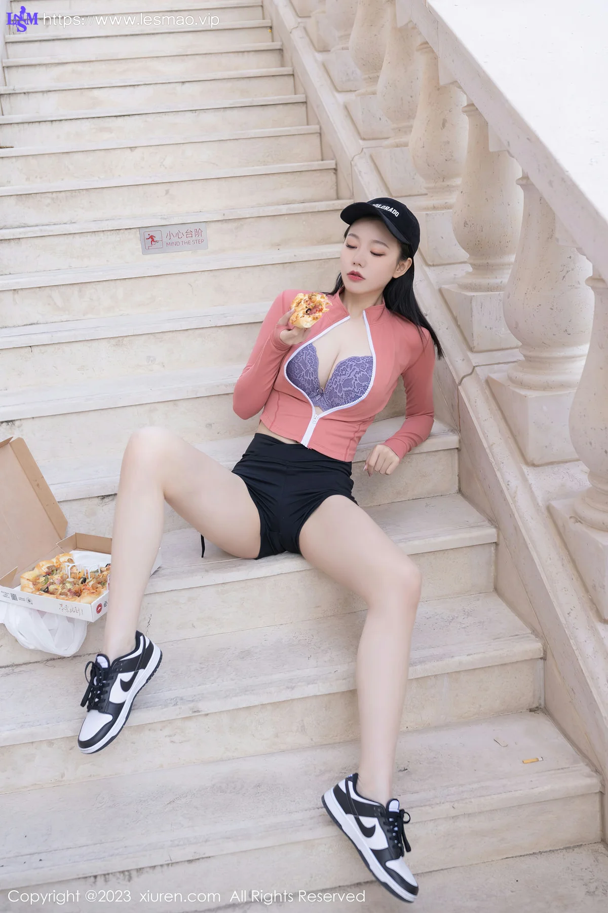 XiuRen 秀人 No.6487 安然anran 性感外卖员装扮性感写真11 - 17