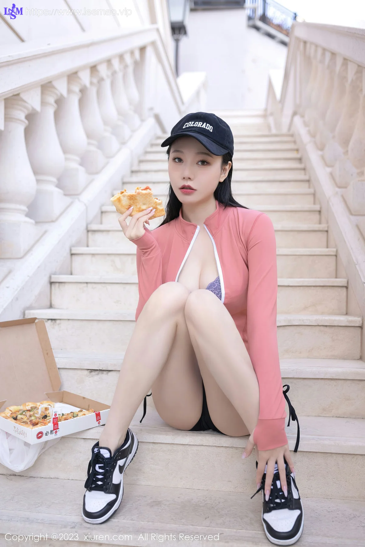 XiuRen 秀人 No.6487 安然anran 性感外卖员装扮性感写真11 - 18