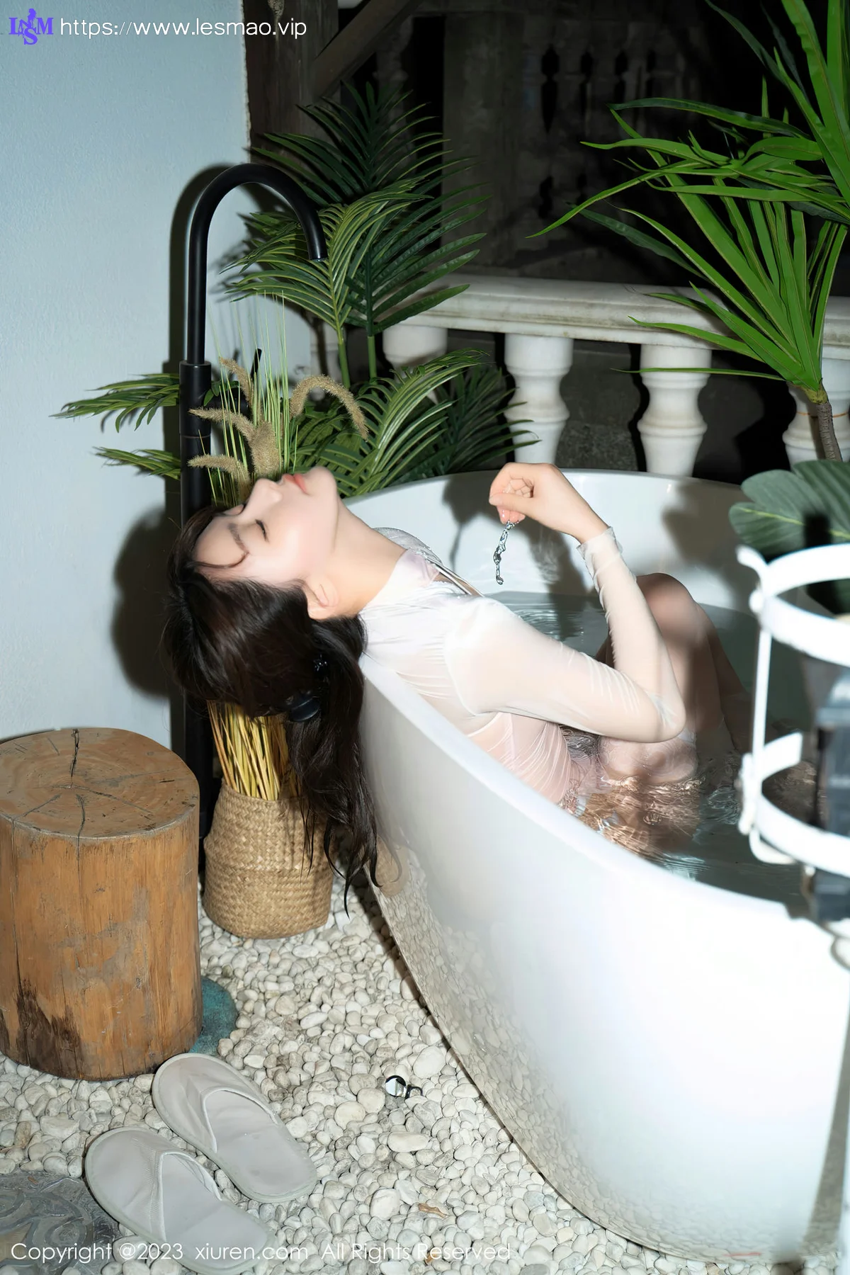 XiuRen 秀人 No.6489 婠婠么 浴室场景拍摄性感写真 - 49