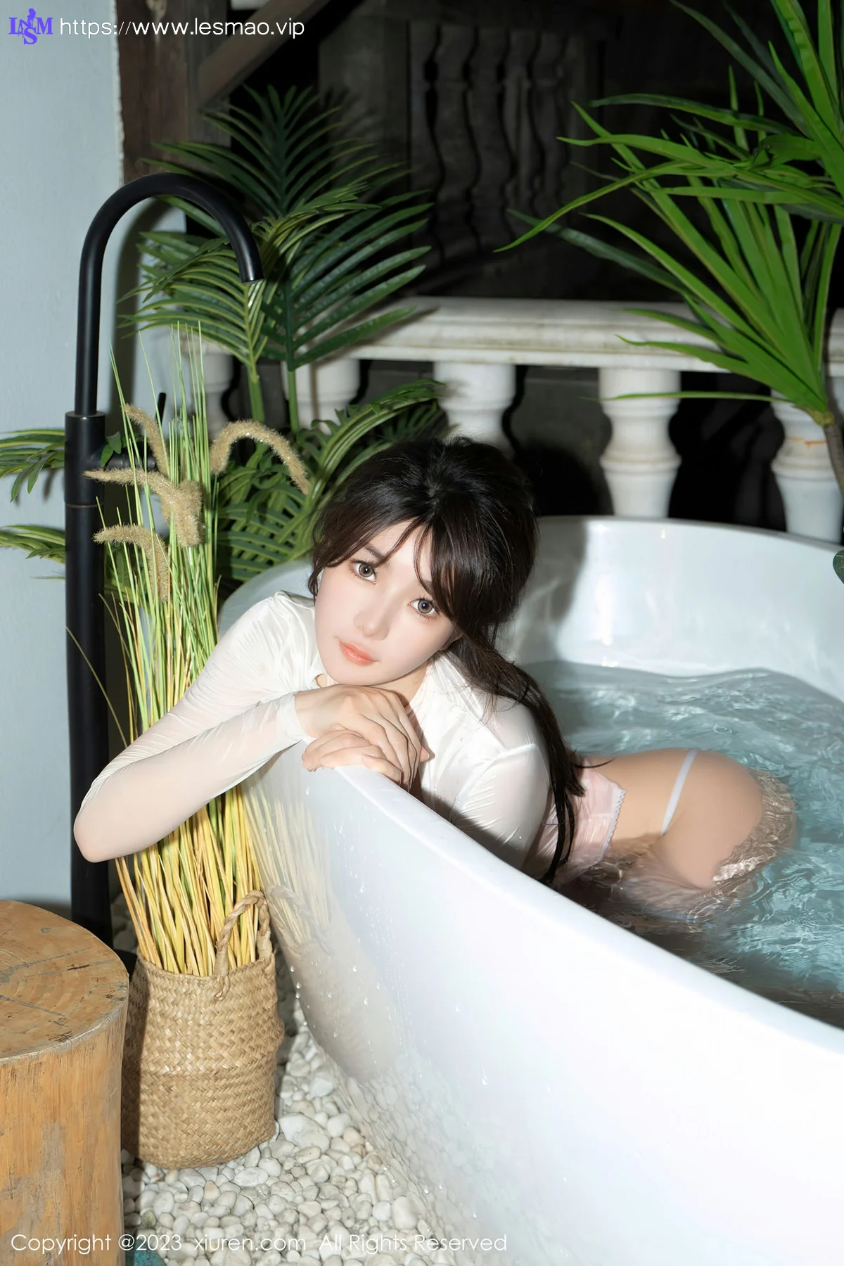 XiuRen 秀人 No.6489 婠婠么 浴室场景拍摄性感写真 - 53