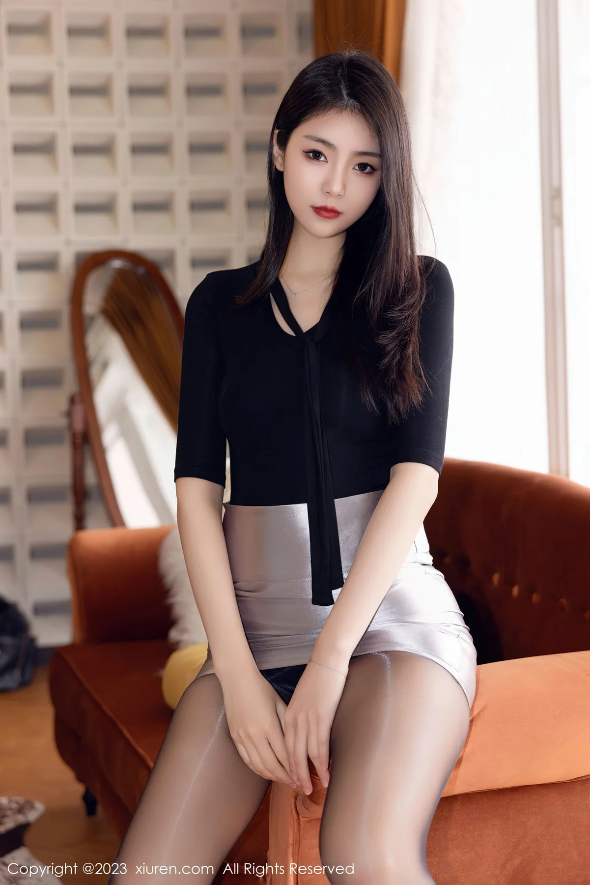 XiuRen 秀人 No.6493 可樂Vicky 银色短裙性感写真3 - 26