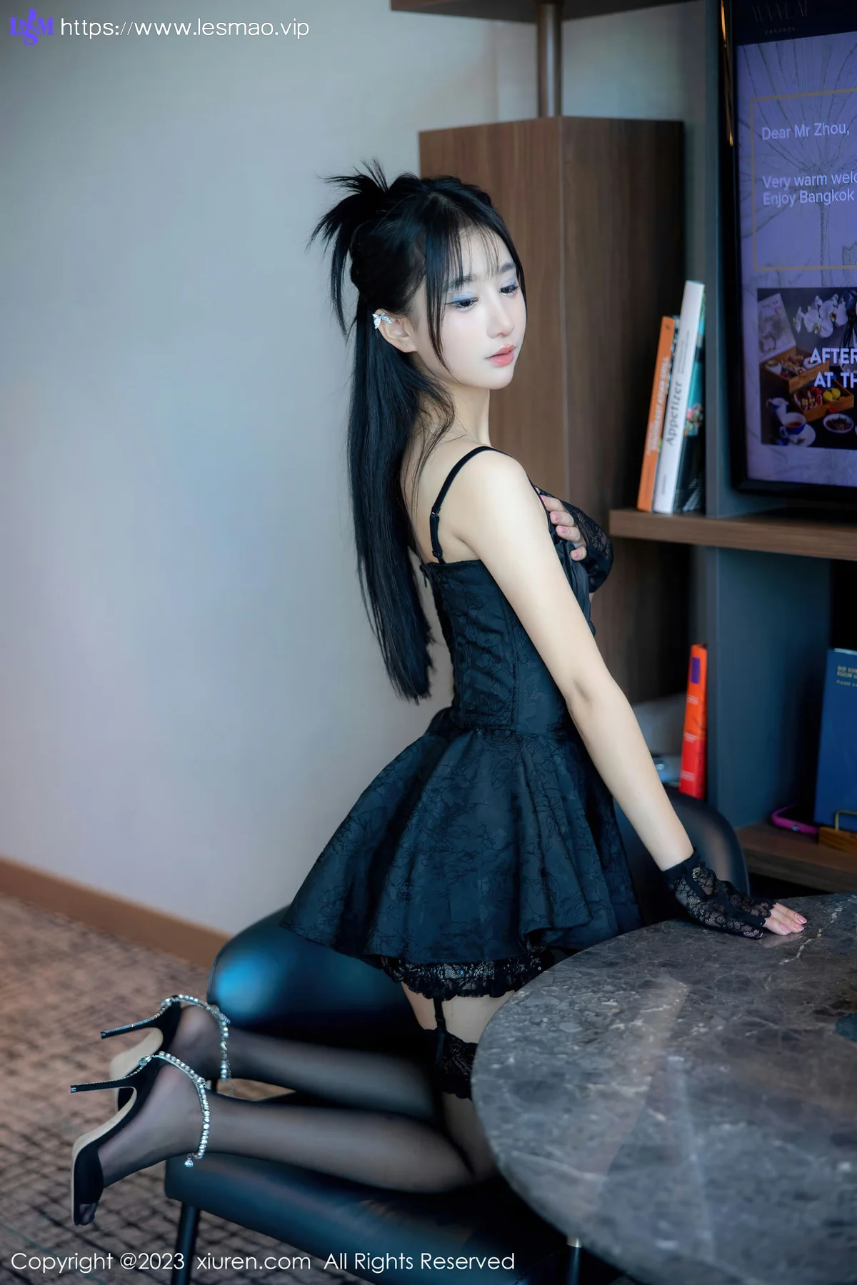 XiuRen 秀人 No.6516 小果冻儿 吊带短裙泰国写真11 - 18