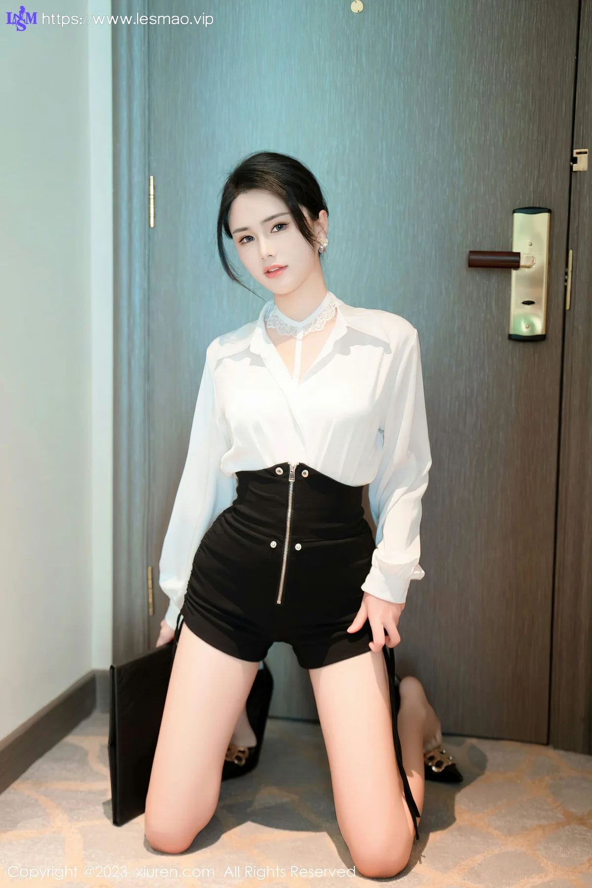 XiuRen 秀人 No.6520 艾希儿 Ol系列性感写真3 - 15
