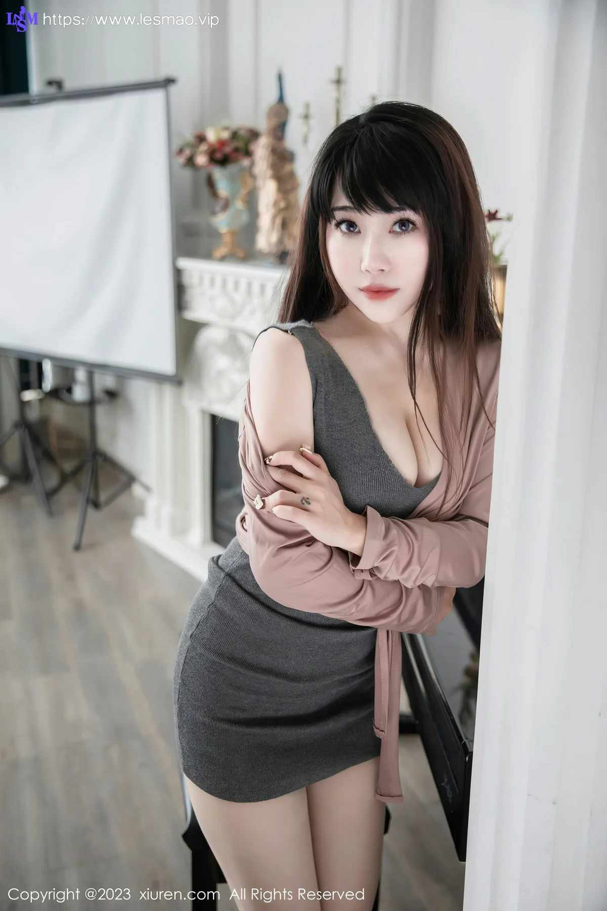 XiuRen 秀人 No.6532 严利娅Yuliya 家庭钢琴师角色扮演写真 - 14