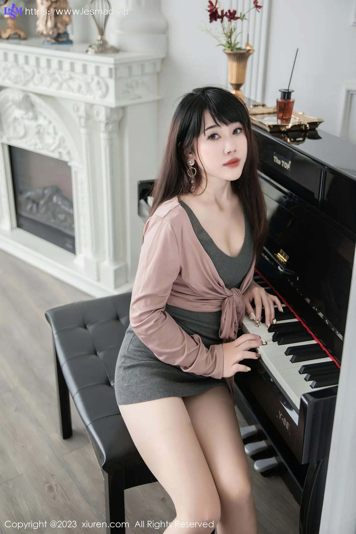 XiuRen 秀人 No.6532 严利娅Yuliya 家庭钢琴师角色扮演写真 - 26