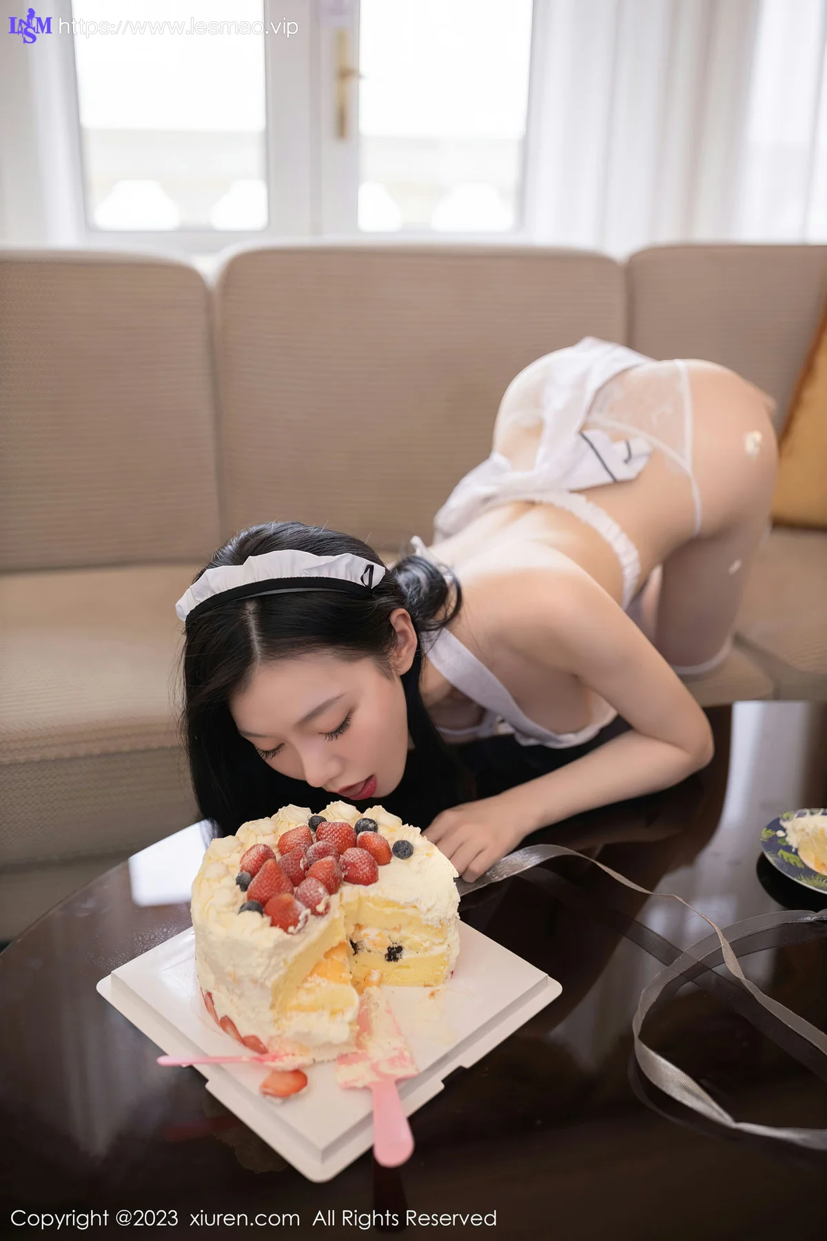 XiuRen 秀人 No.6556 安然anran 白色女仆服饰珠三角旅拍1 - 31