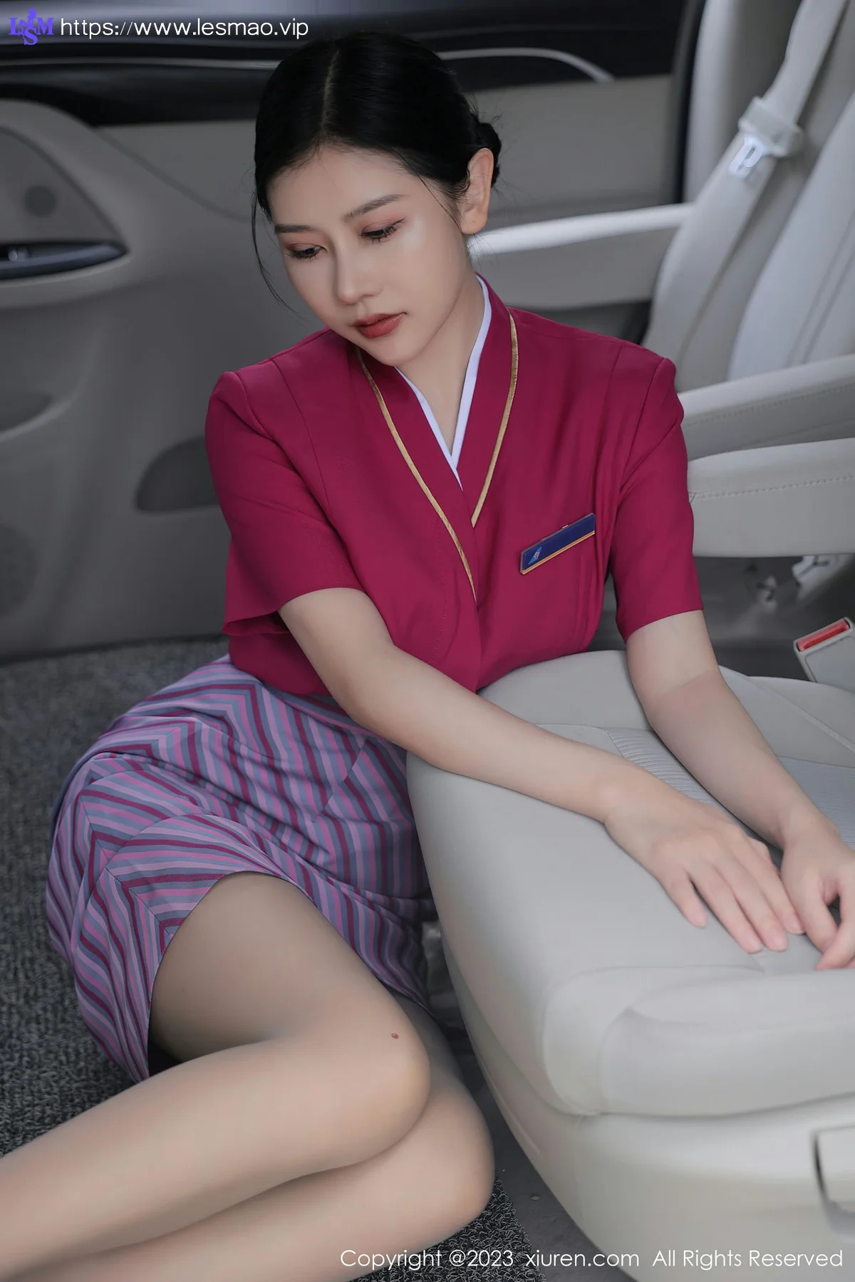XiuRen 秀人 No.6561 尹甜甜 空姐制服诱惑万宁旅拍 - 21