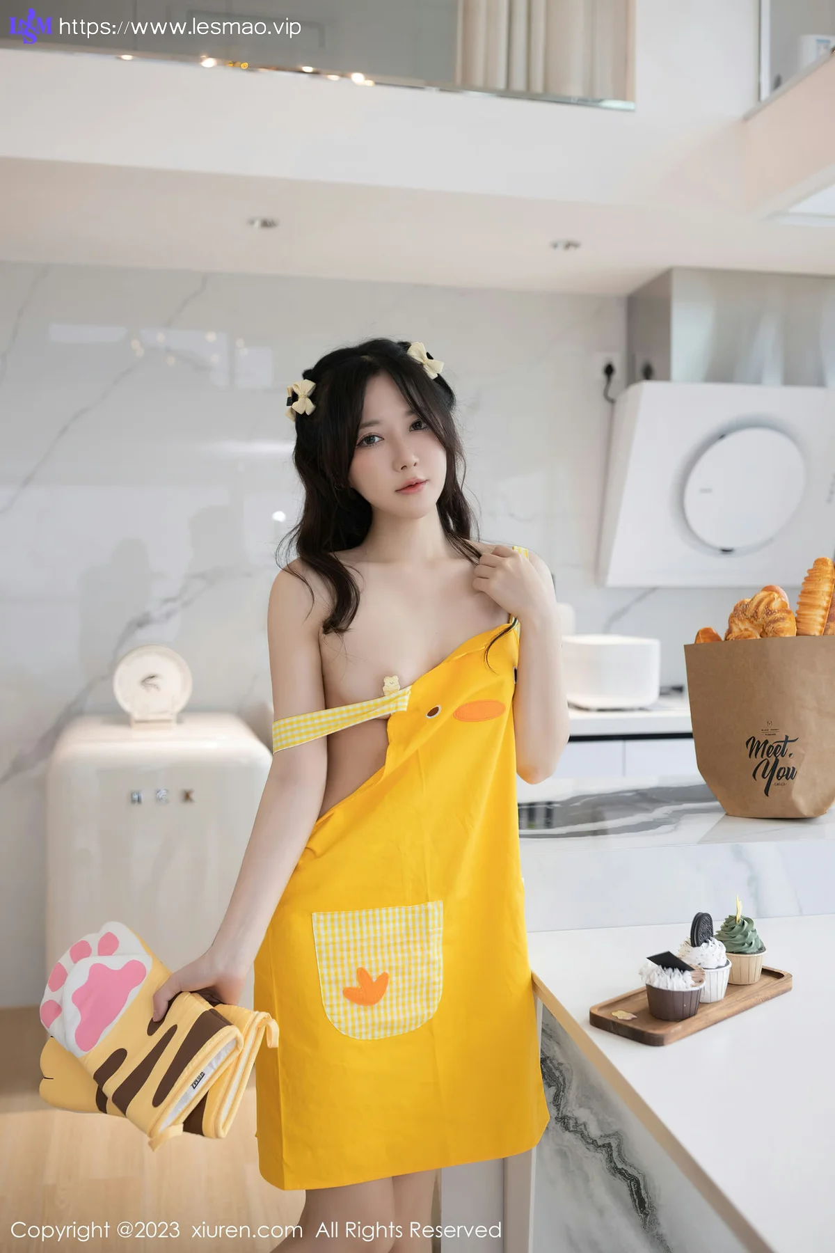 XiuRen 秀人 No.6615 鱼子酱Fish 黄色围裙性感写真11 - 26