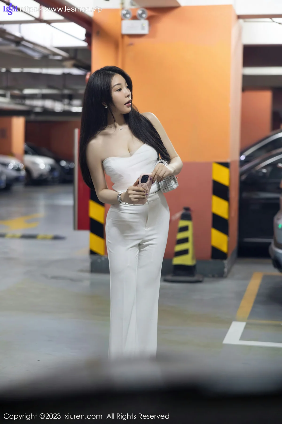 XiuRen 秀人 No.6628 徐莉芝Booty 娇美身段性感十足写真1 - 16