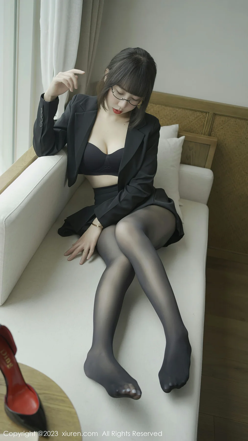 XiuRen 秀人 No.6629 夏馨瑶 魅惑黑丝首套写真 - 32