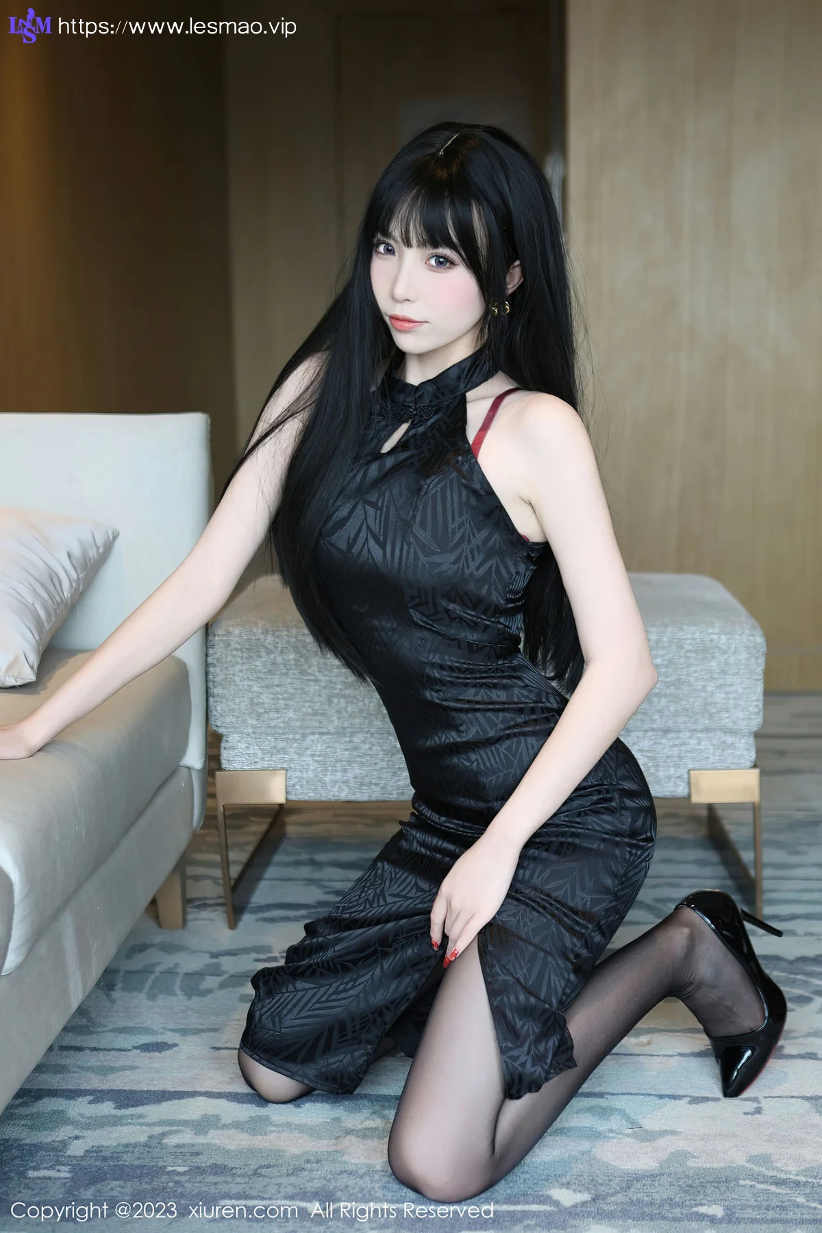 XiuRen 秀人 No.6666 江七七 深色旗袍服饰首套写真3 - 14